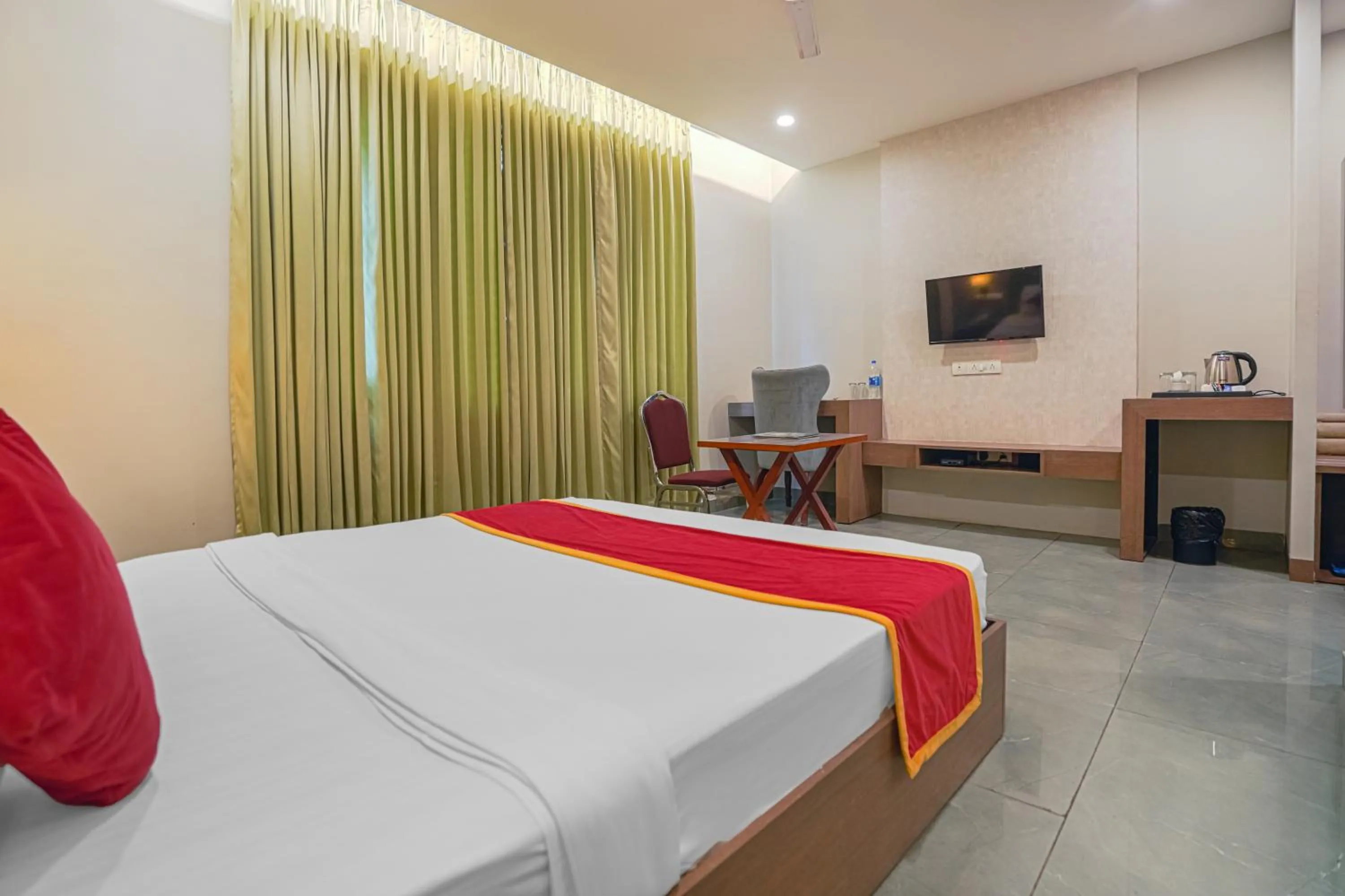 Bed in Hotel Highway Greens Near VR Punjab Mall Airport Road Mohali Chandigarh