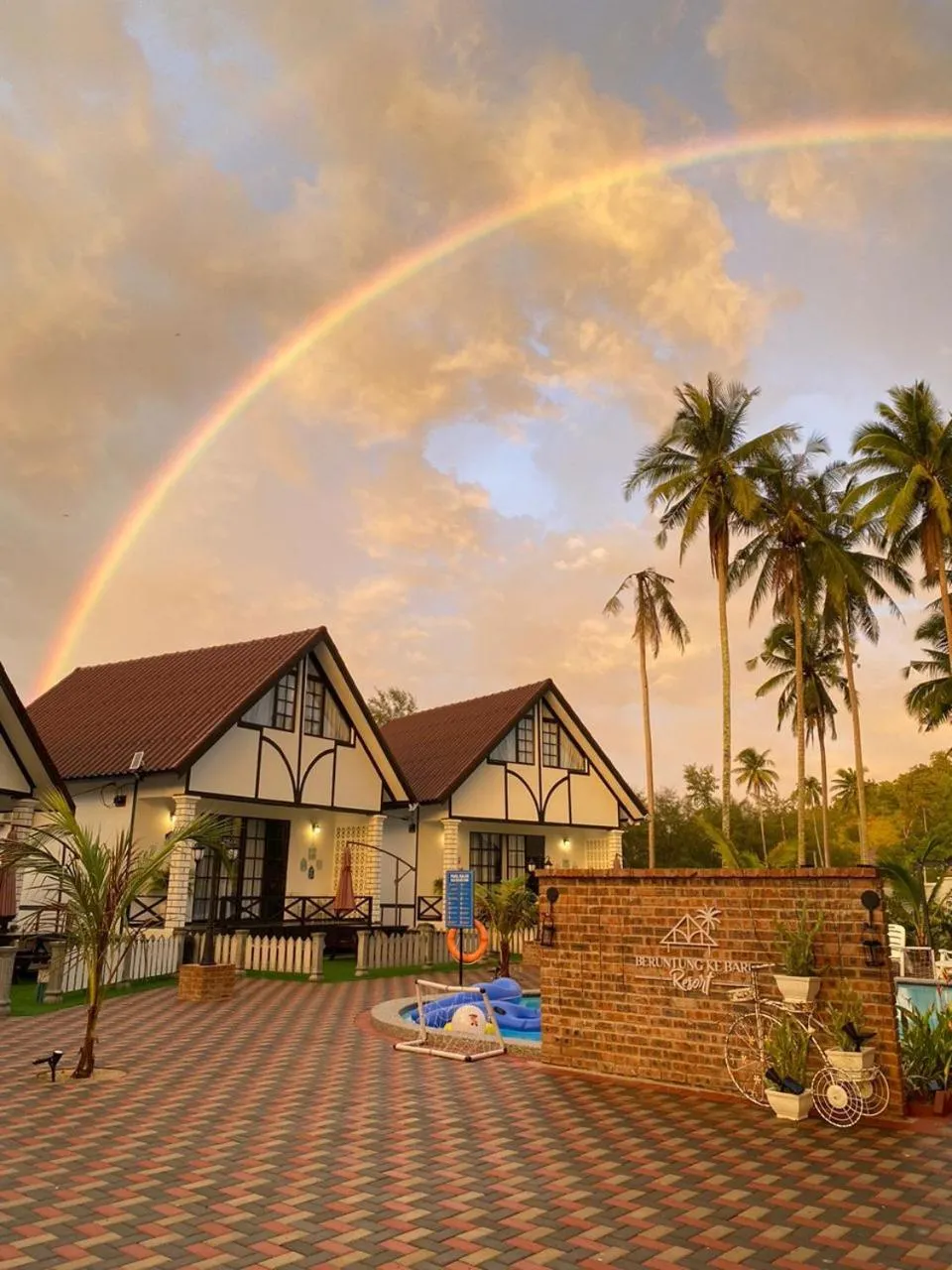 Property building in BERUNTUNG KE BARI RESORT @ PANTAI PENARIK