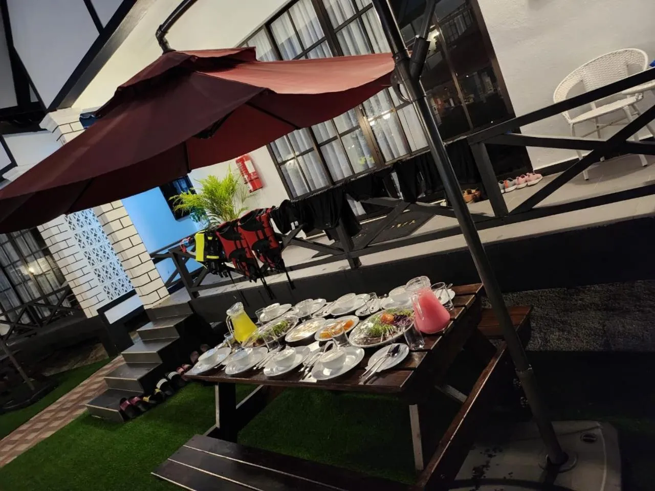 Dinner in BERUNTUNG KE BARI RESORT @ PANTAI PENARIK