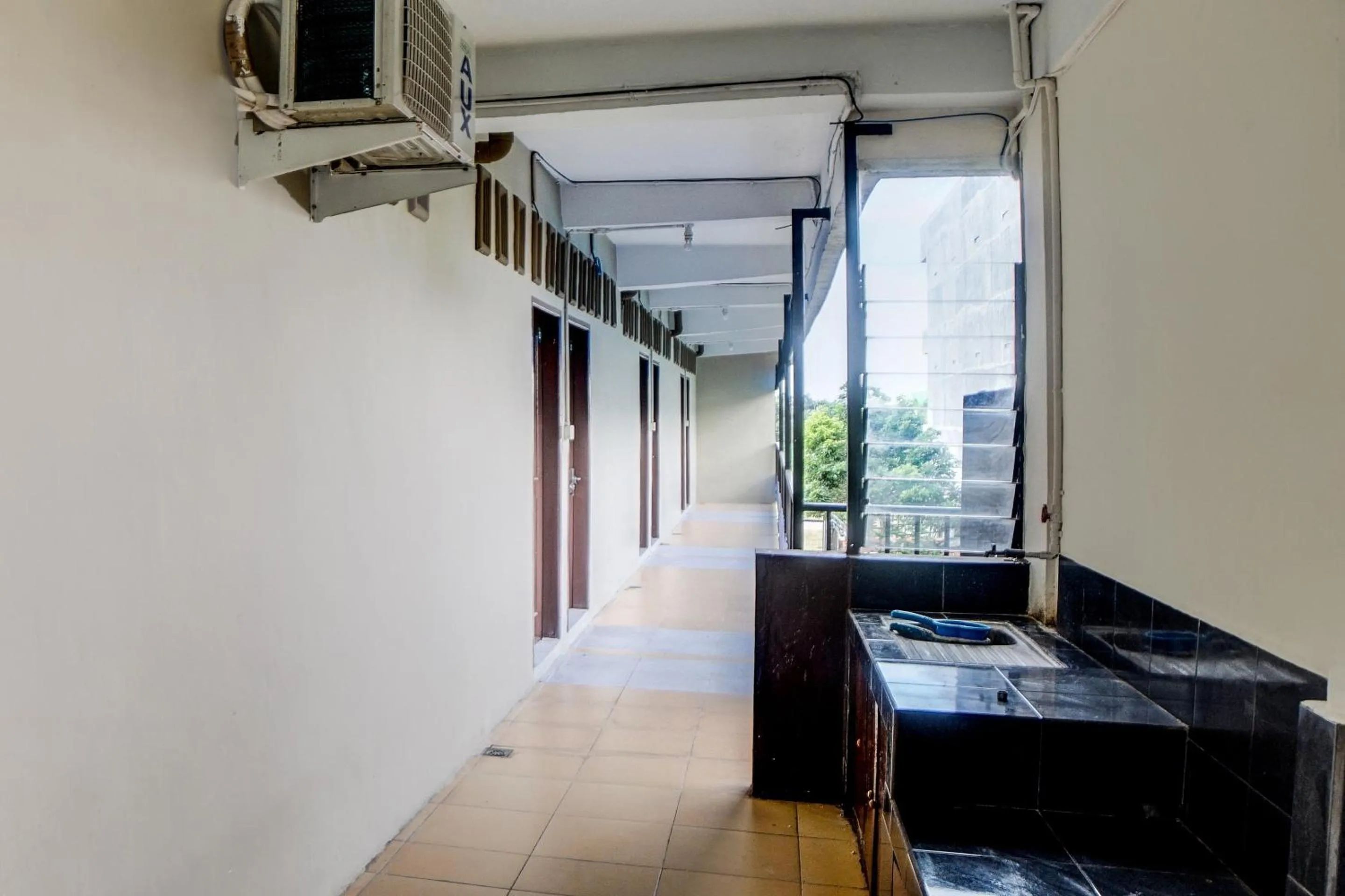 Lobby or reception in Hotel O Vania Guest HouseNearRSUP H Adam Malik