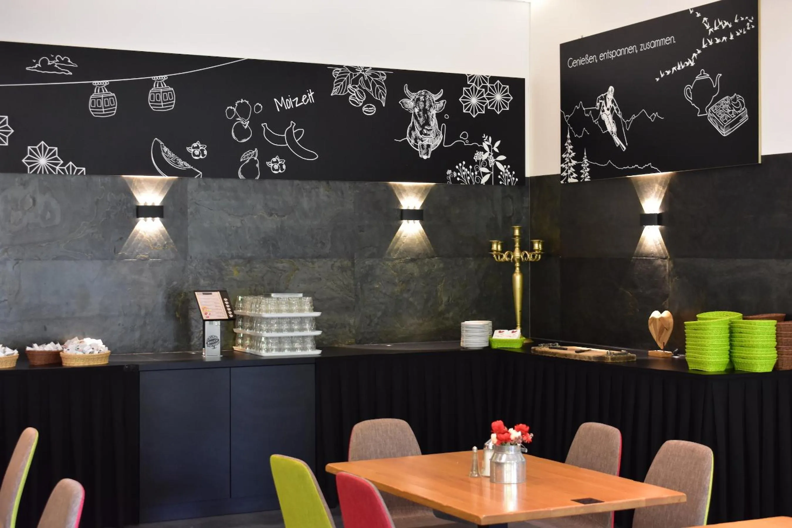 Restaurant/places to eat in Sporthotel Zederhaus im Lungau