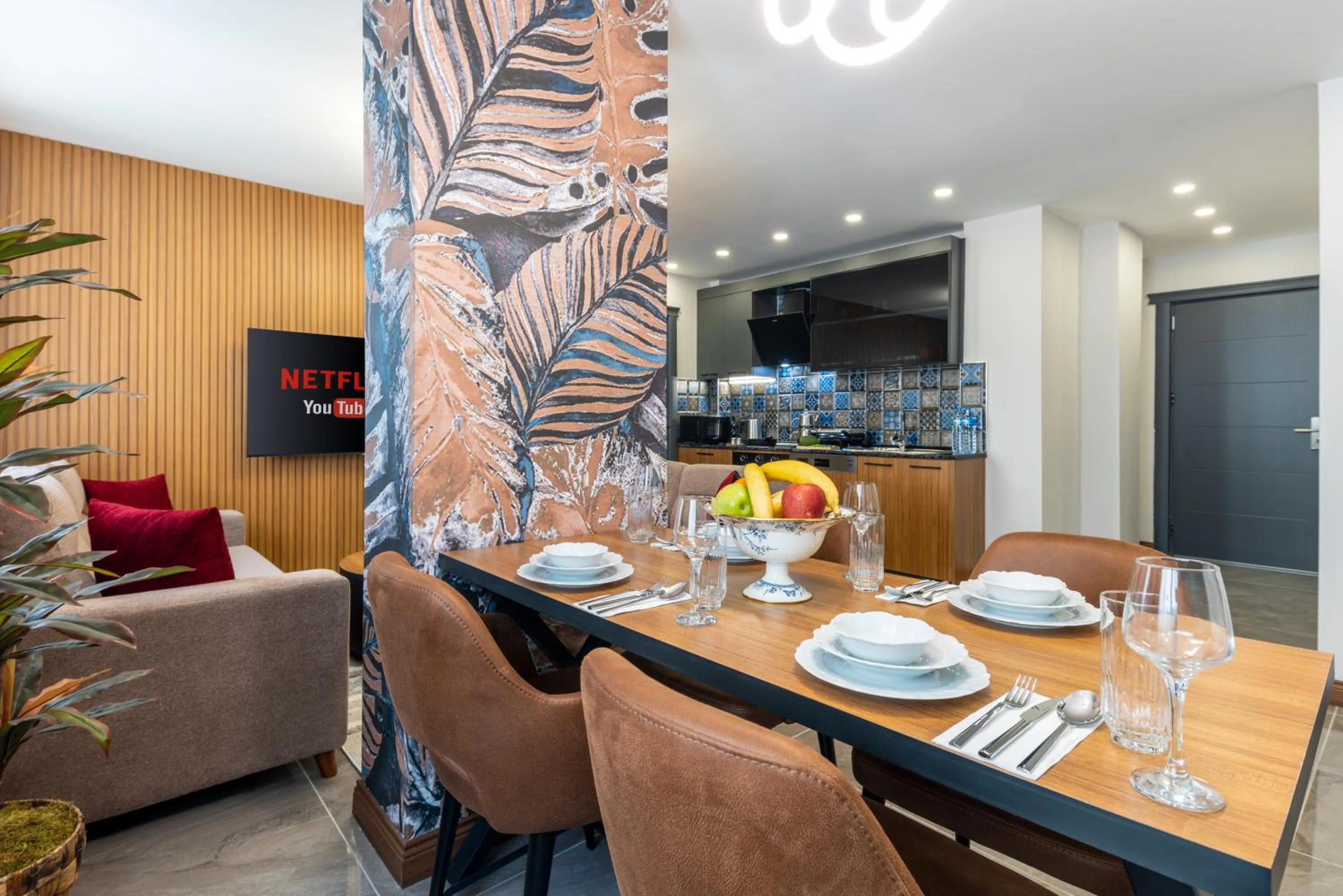 TV and multimedia in Baymari Suites Design Florya