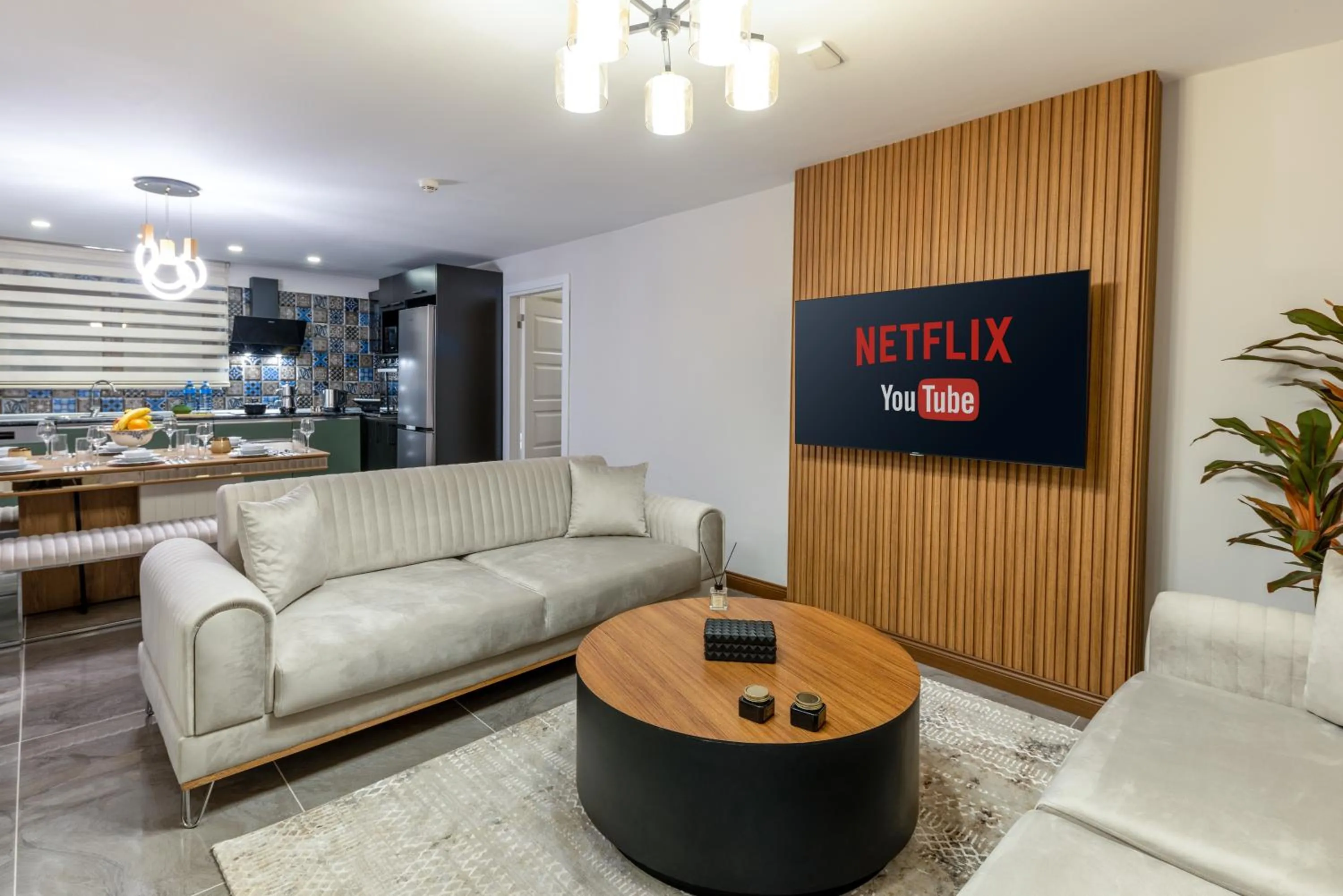 TV and multimedia in Baymari Suites Design Florya