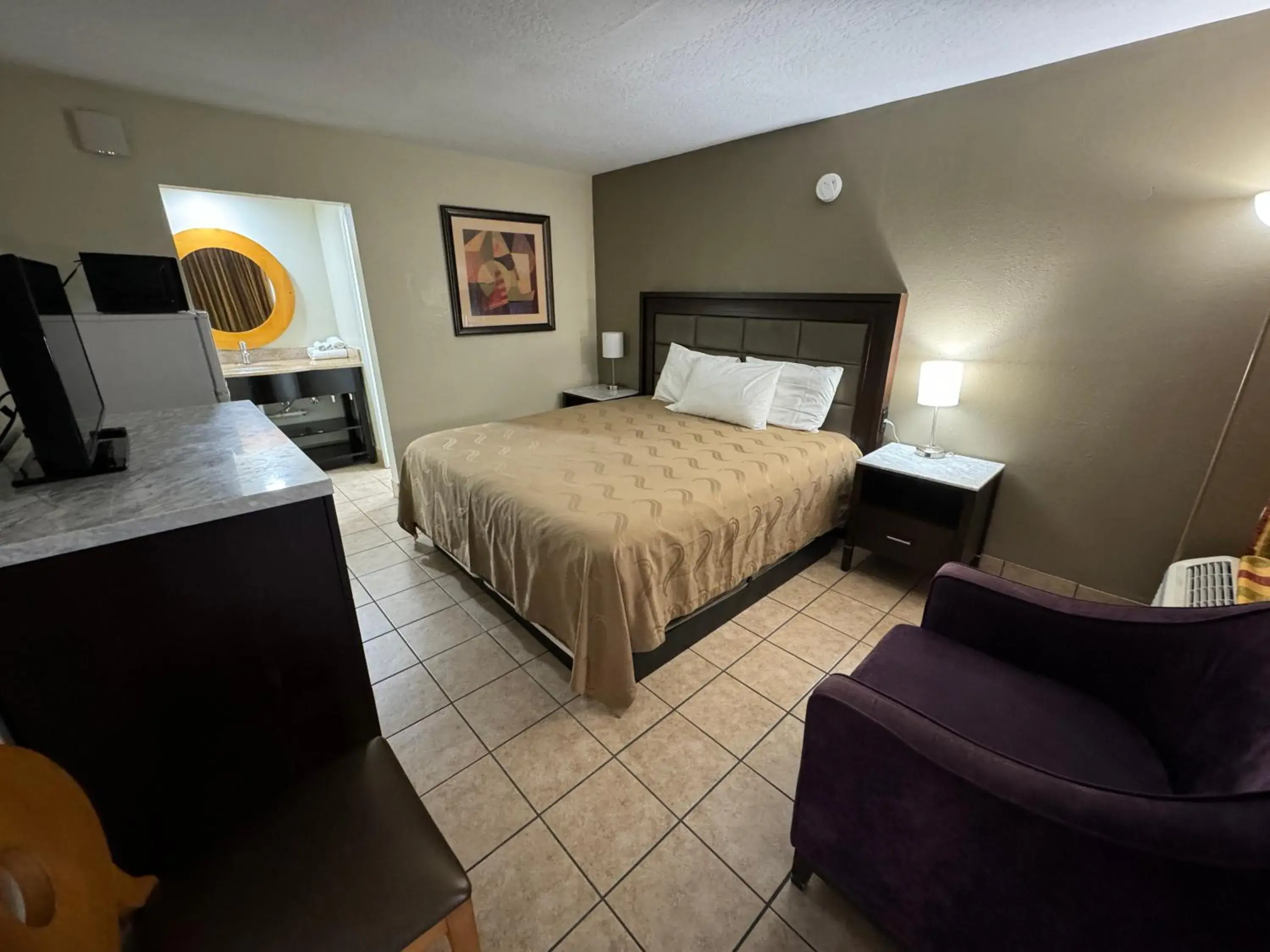 Standard Single Room - single occupancy in River Palm Hotel Standard Single Room - single occupancy in River Palm Hotel