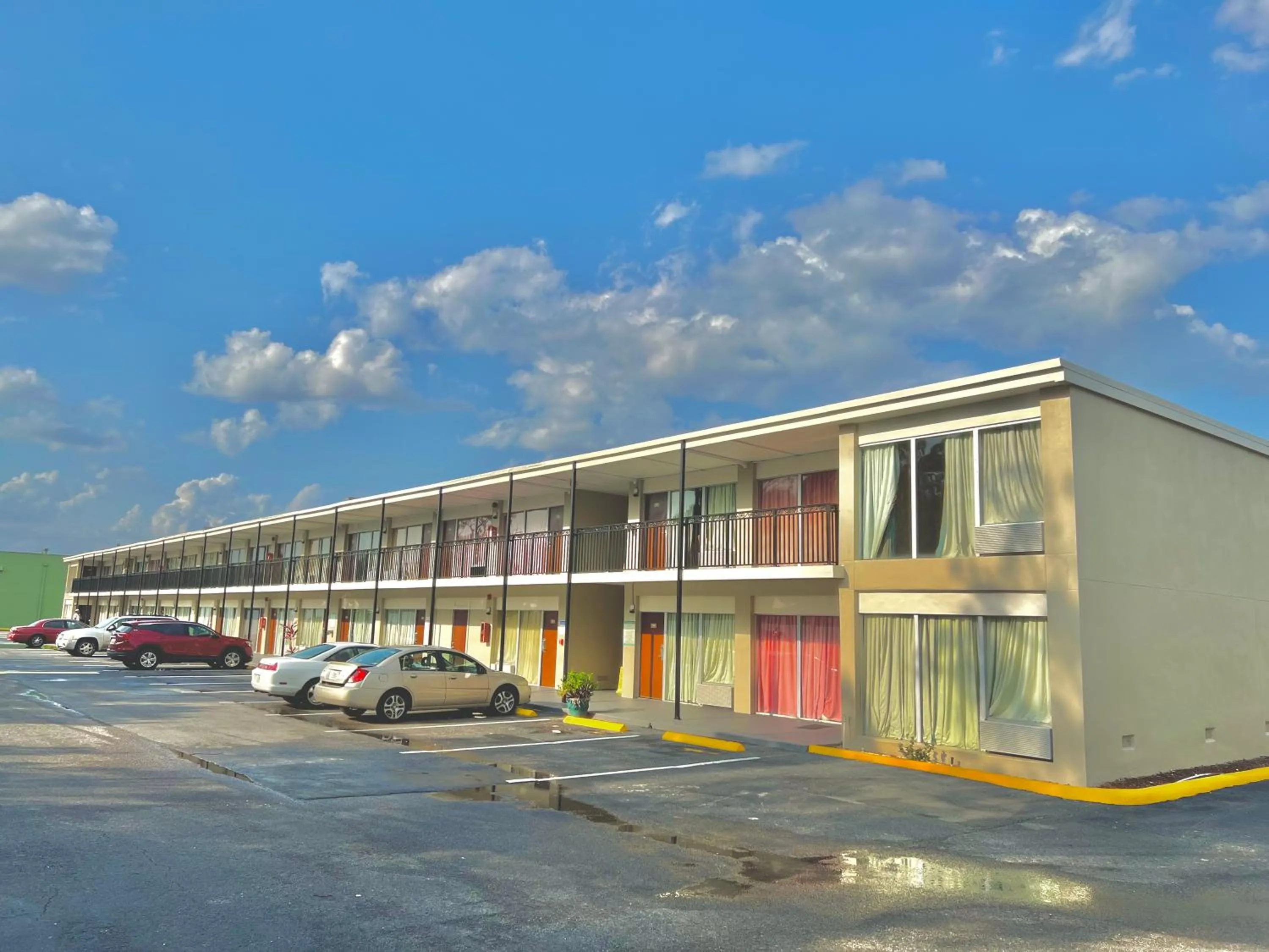 Property building in River Palm Hotel