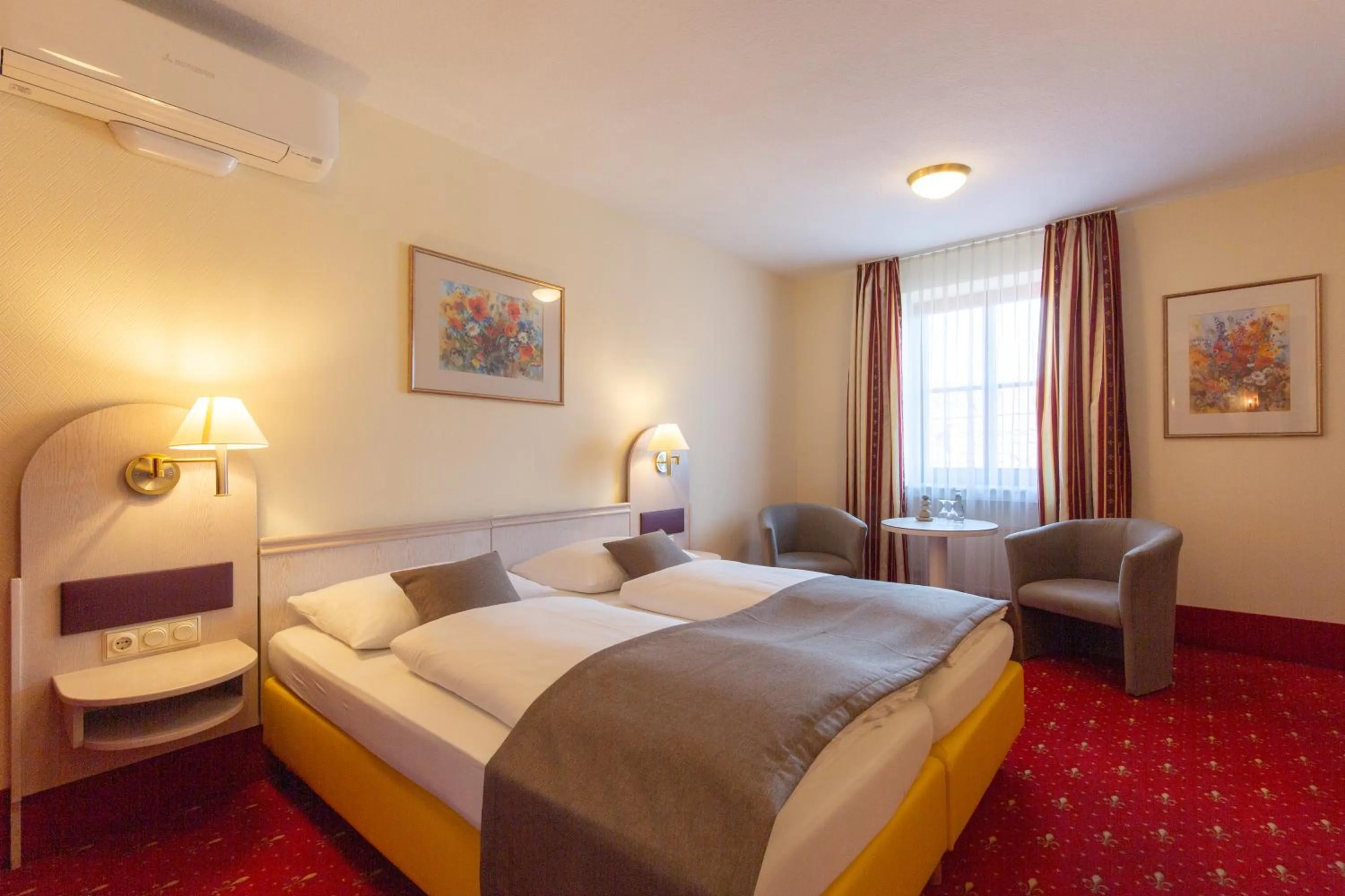 Photo of the whole room, Bed in Hotel Residence