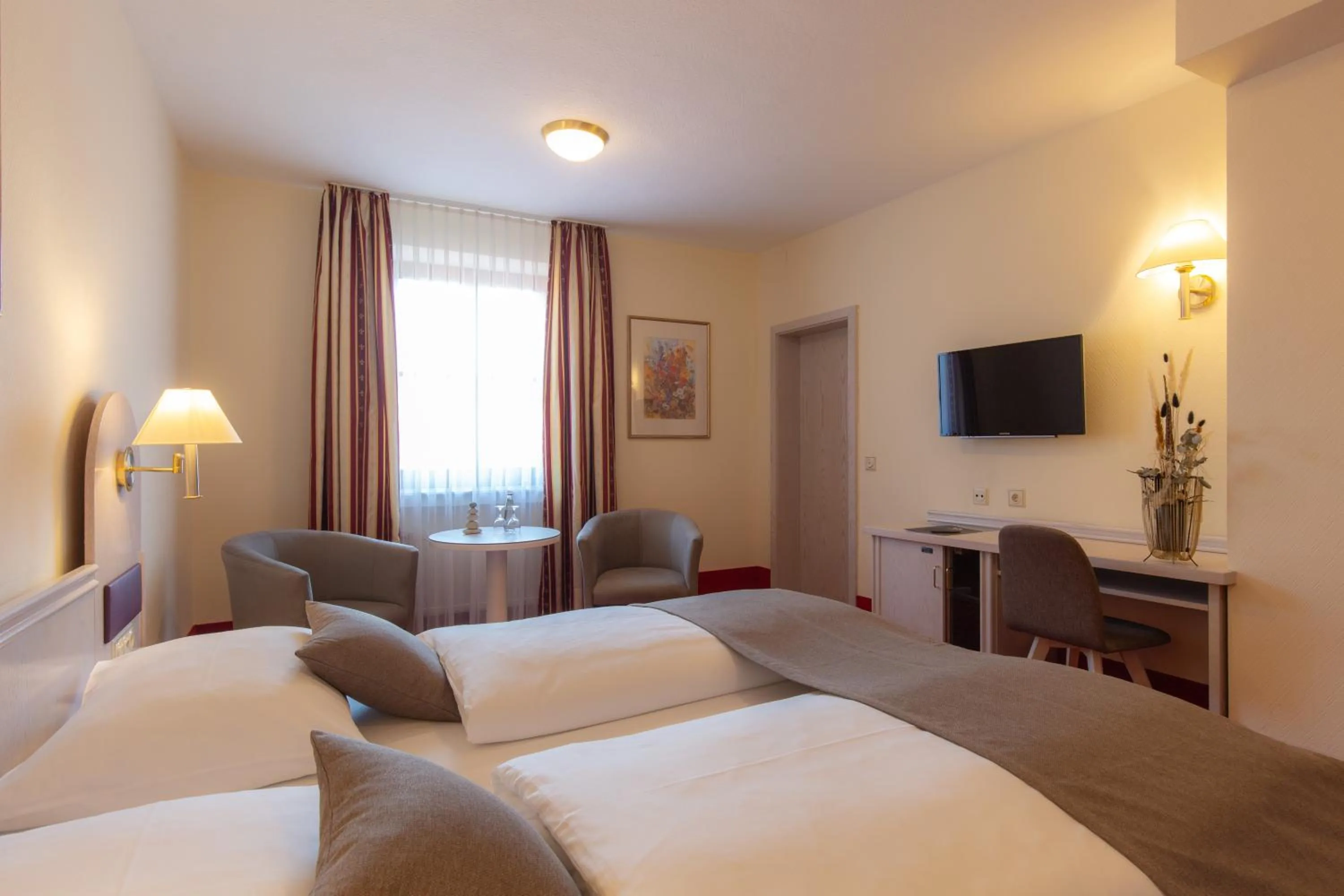 Photo of the whole room, Bed in Hotel Residence