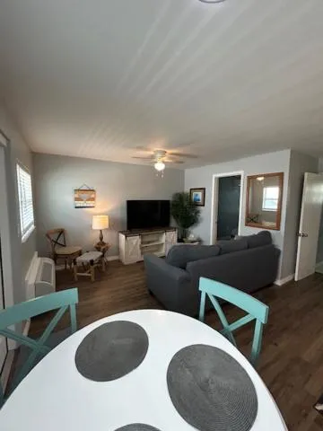 TV and multimedia in Matlacha on Shoreview