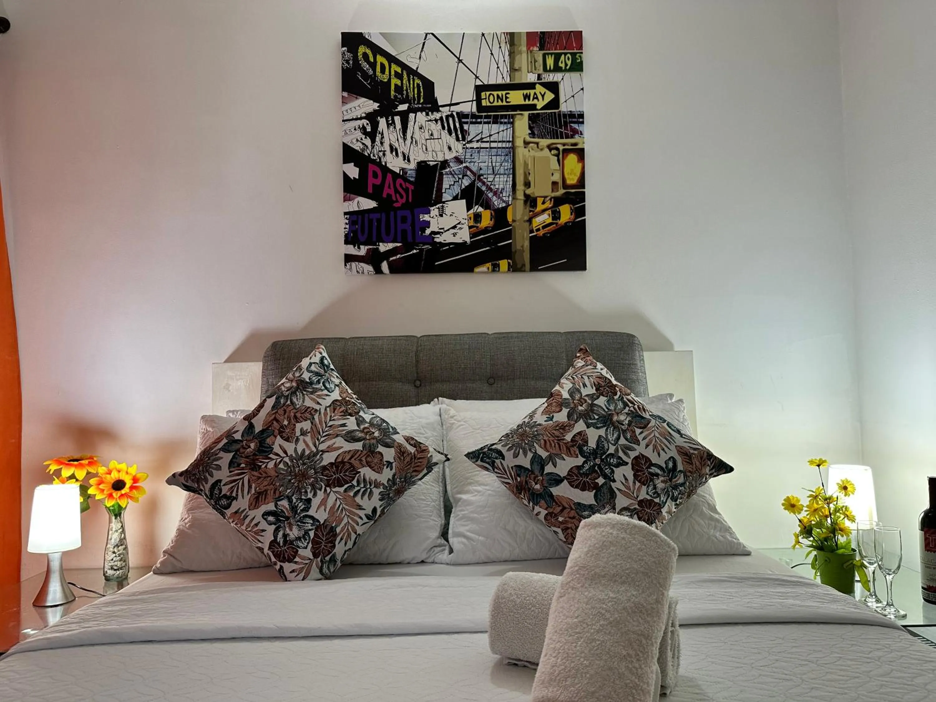 Photo of the whole room, Bed in SGH hotel Mathilu Rodadero