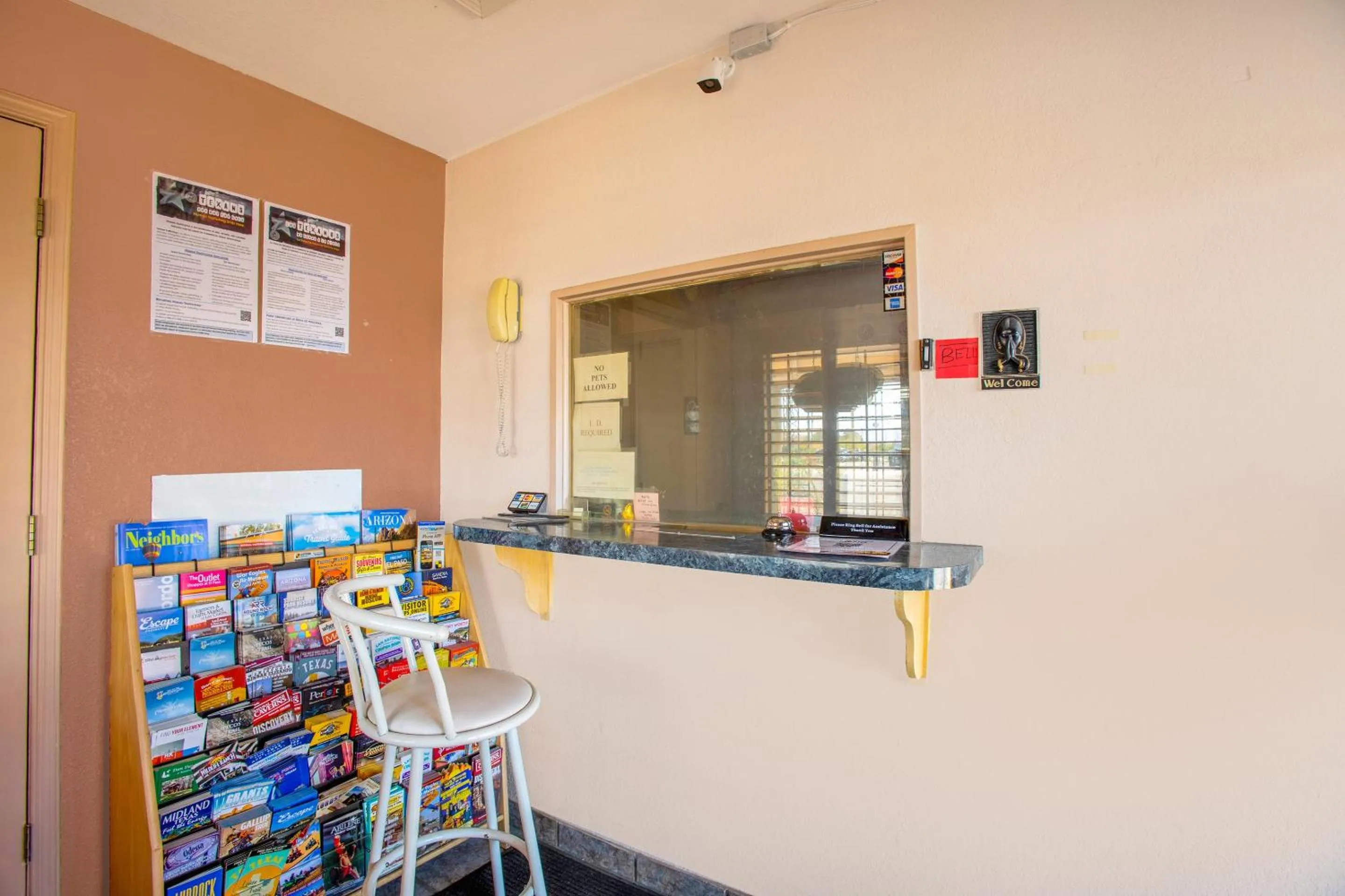 Lobby or reception in Sands Motel By OYO El Paso near Airport