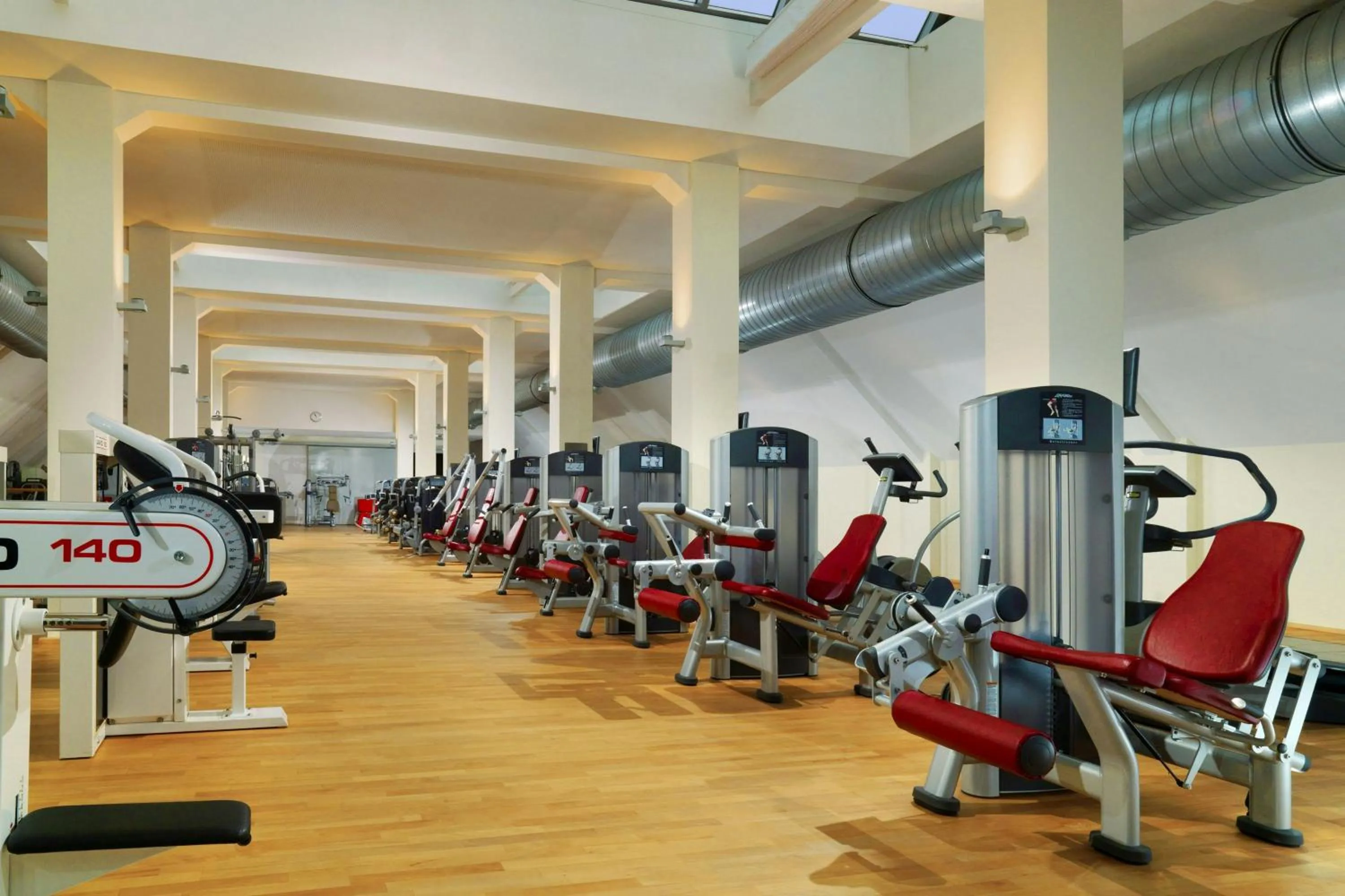 Fitness centre/facilities in Sheraton Hannover Pelikan Hotel