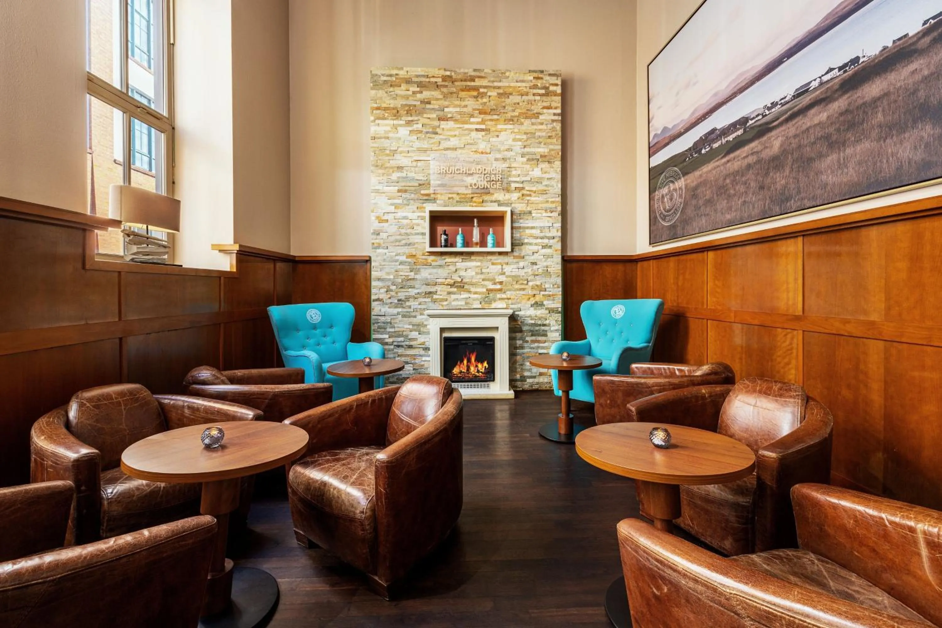 Lounge or bar in Sheraton Hannover Pelikan Hotel