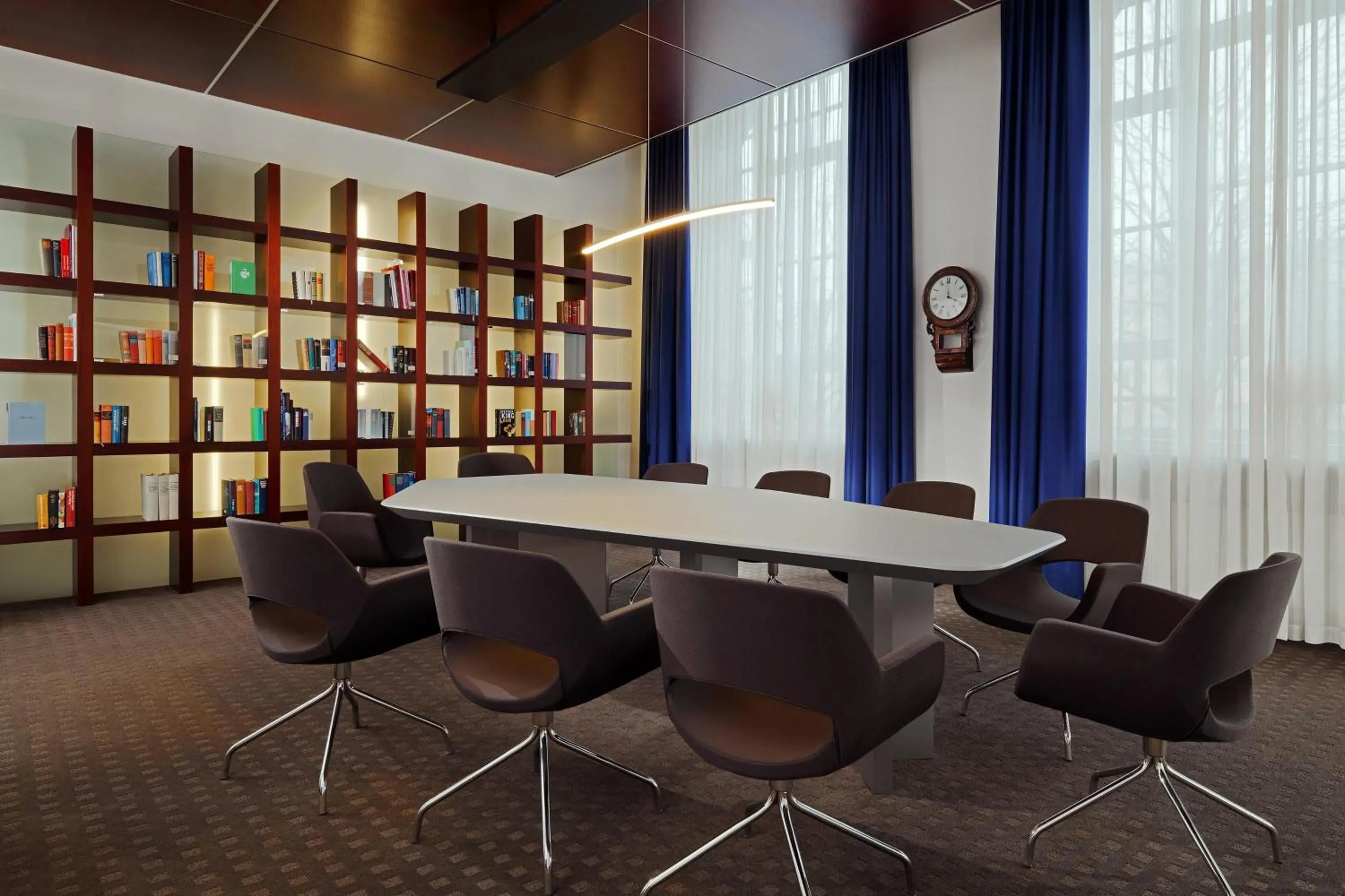 Meeting/conference room in Sheraton Hannover Pelikan Hotel