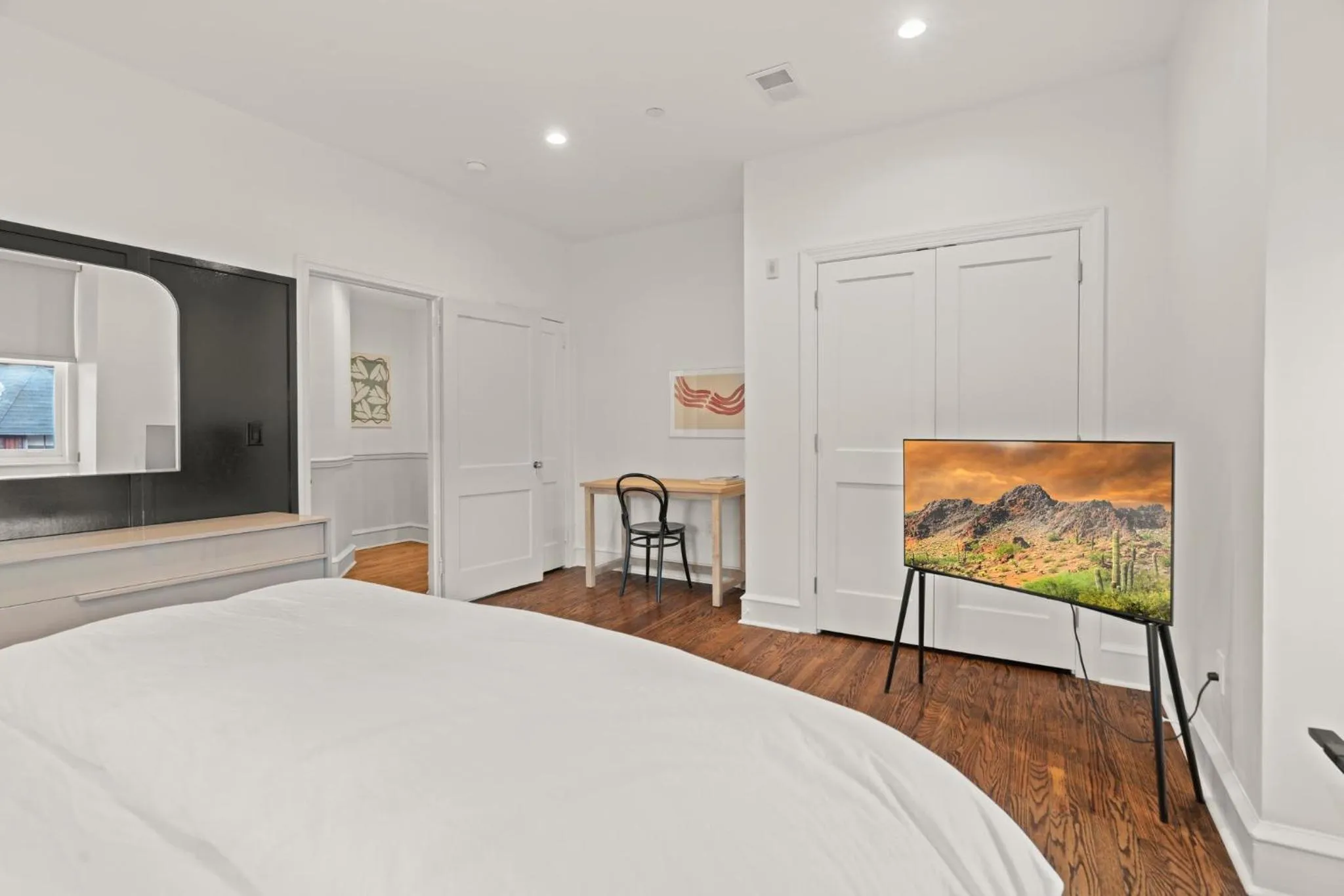 Stay Rafa At 2000 Spruce