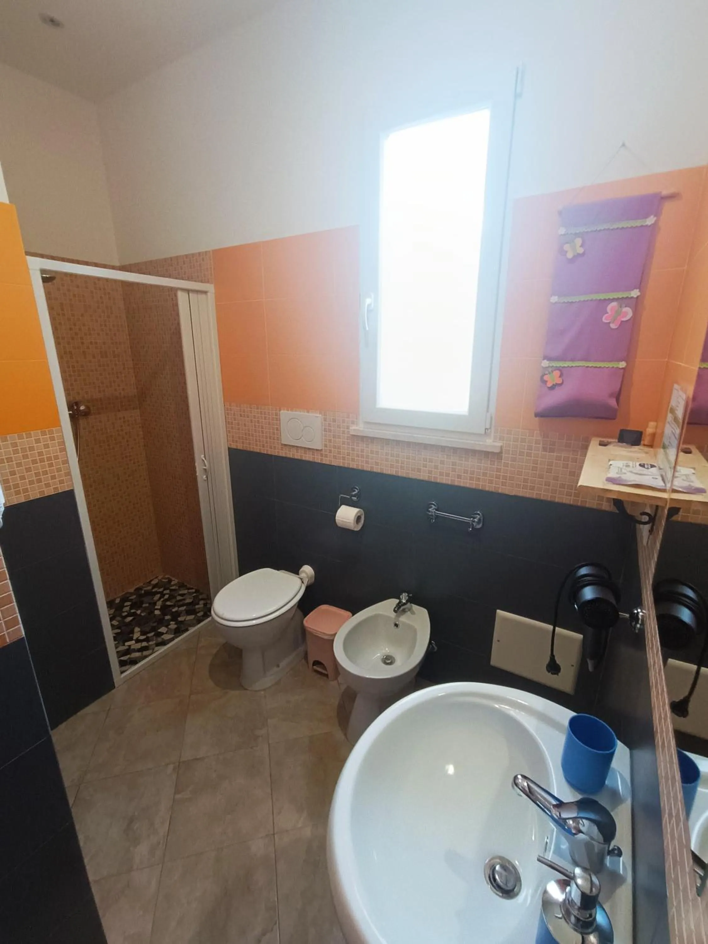 Shower in B&B il MENHIR