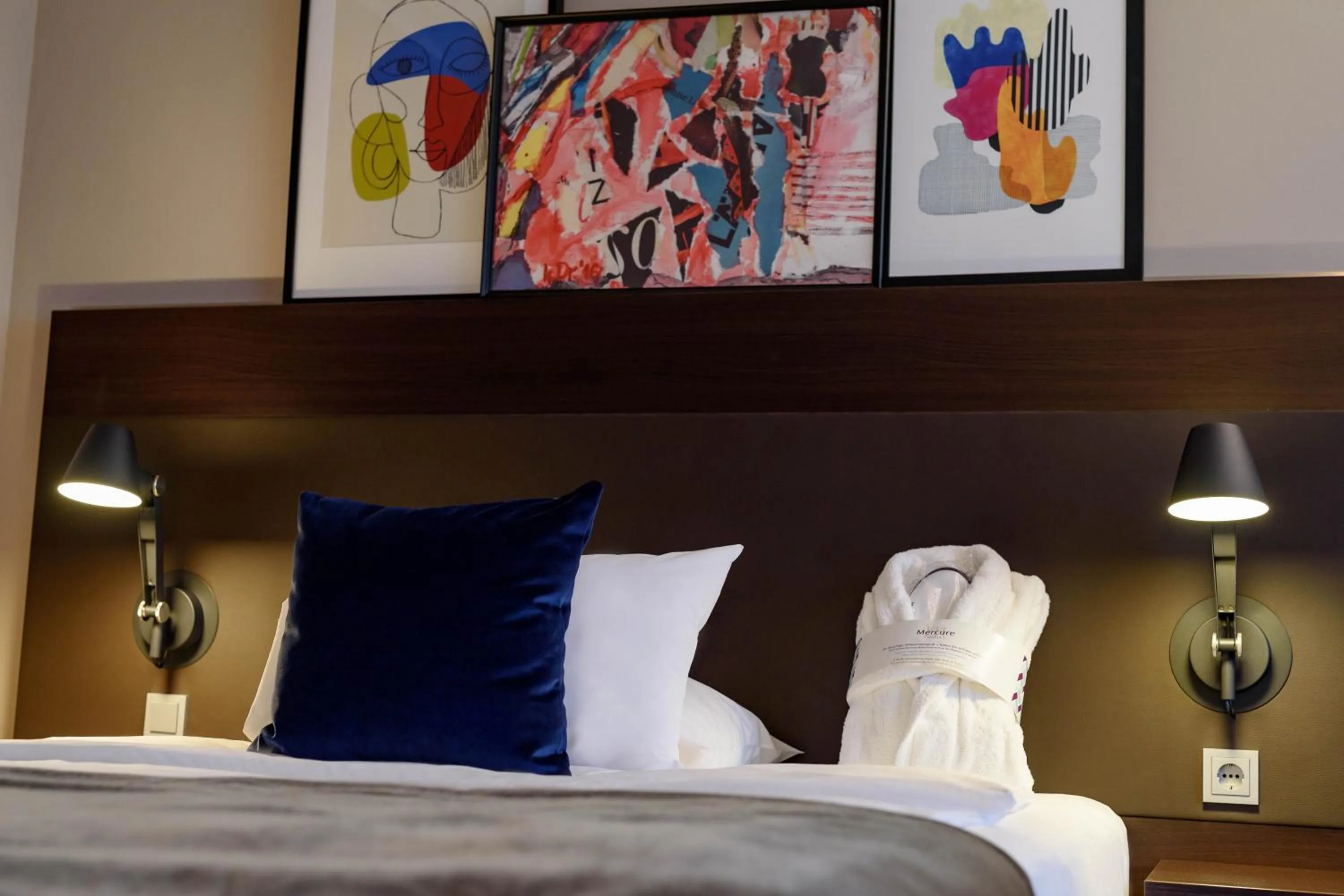 Bed in Mercure Hotel Hannover Medical Park