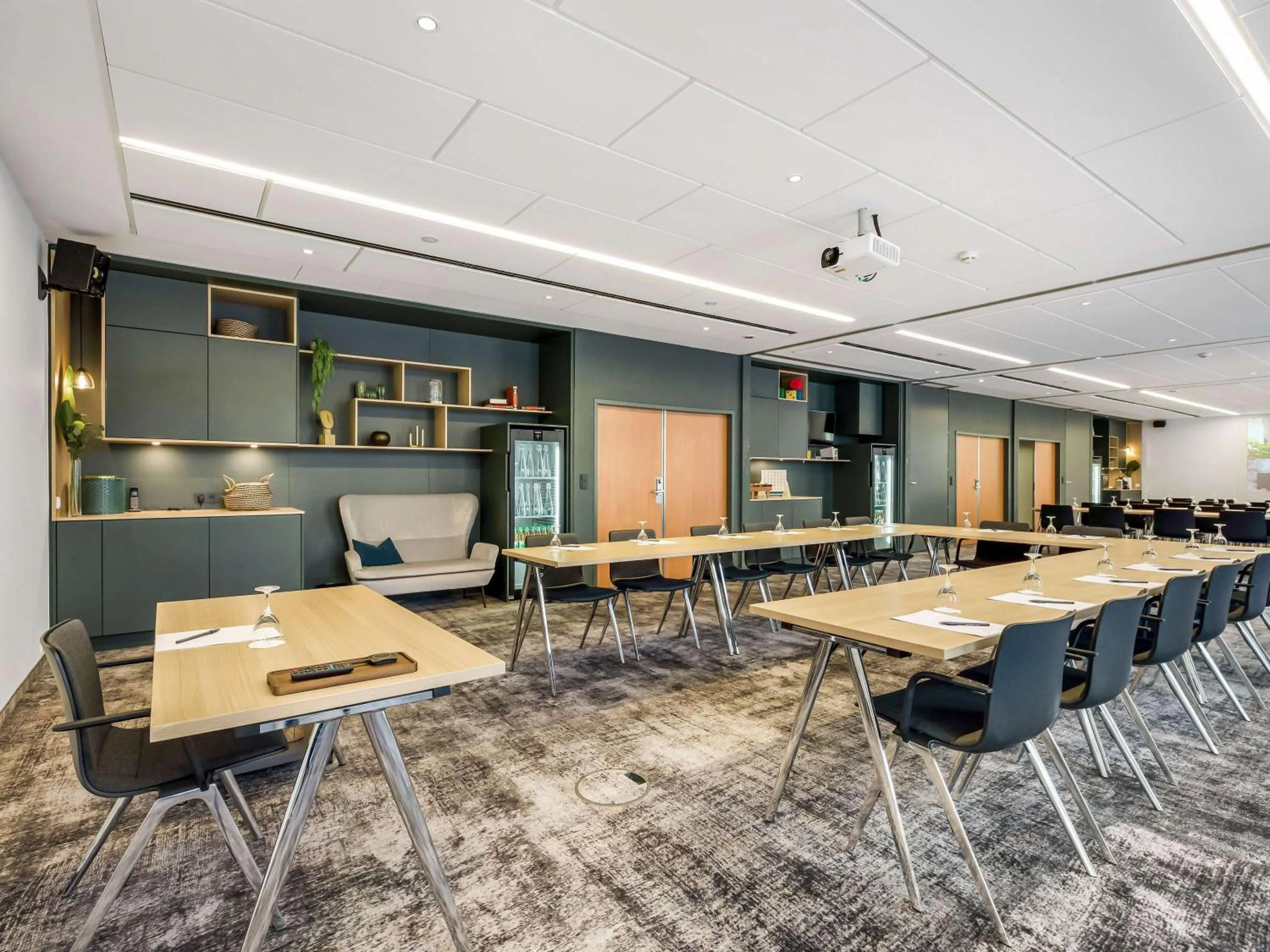 Meeting/conference room in Mercure Hotel Hannover Medical Park