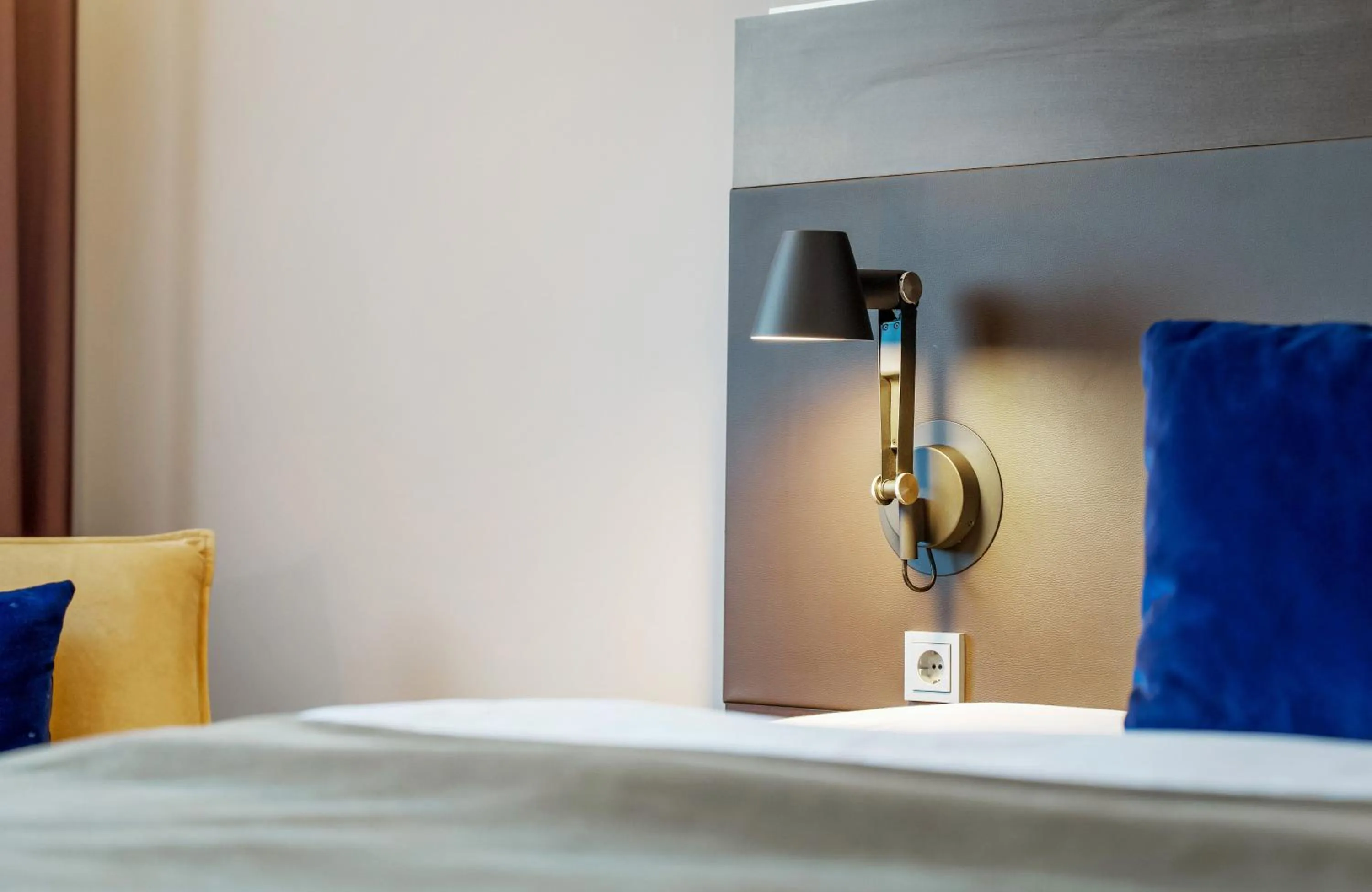 Photo of the whole room, Bed in Leonardo Hotel Hannover Medical Park