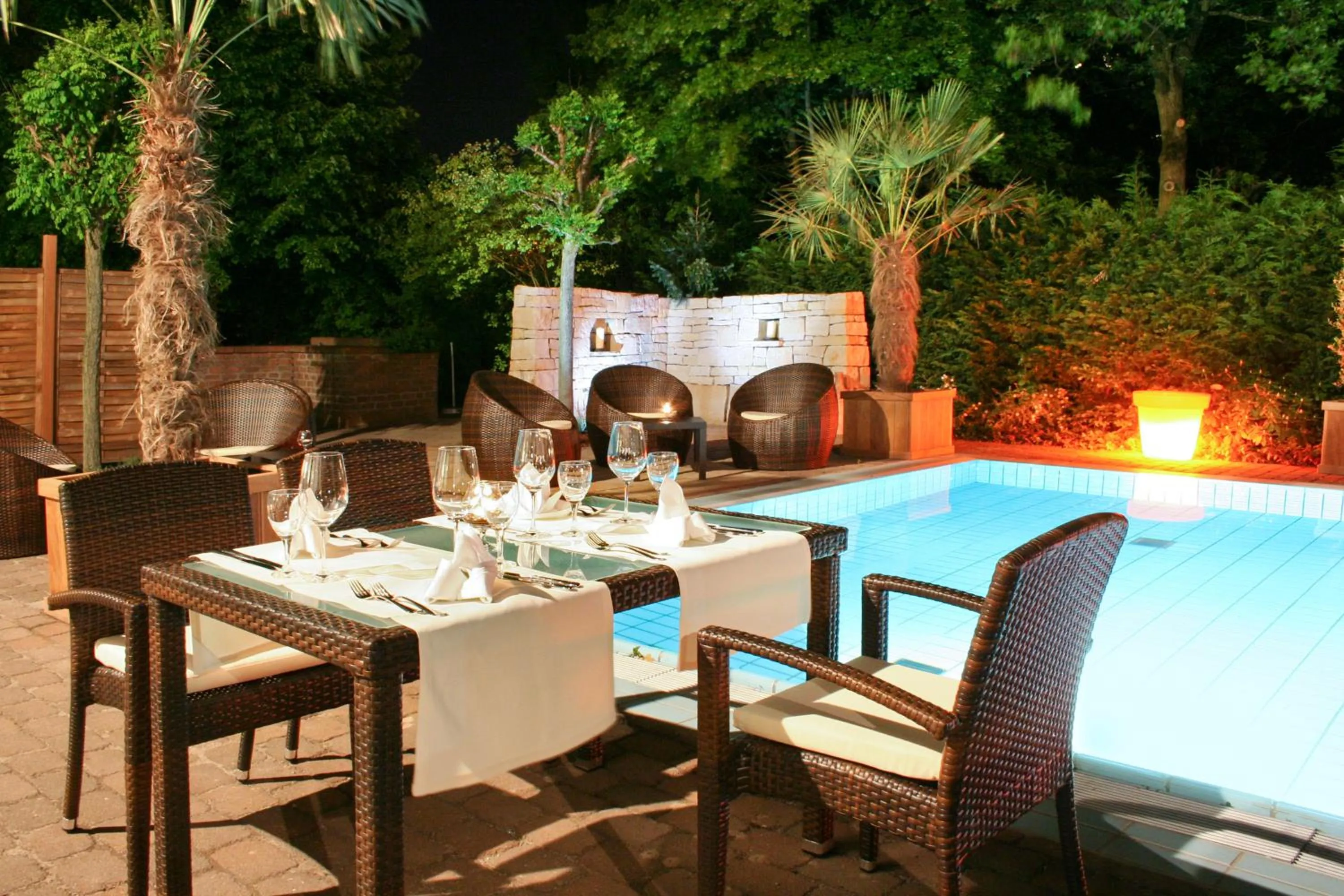 Restaurant/places to eat in Mercure Hotel Hannover Medical Park