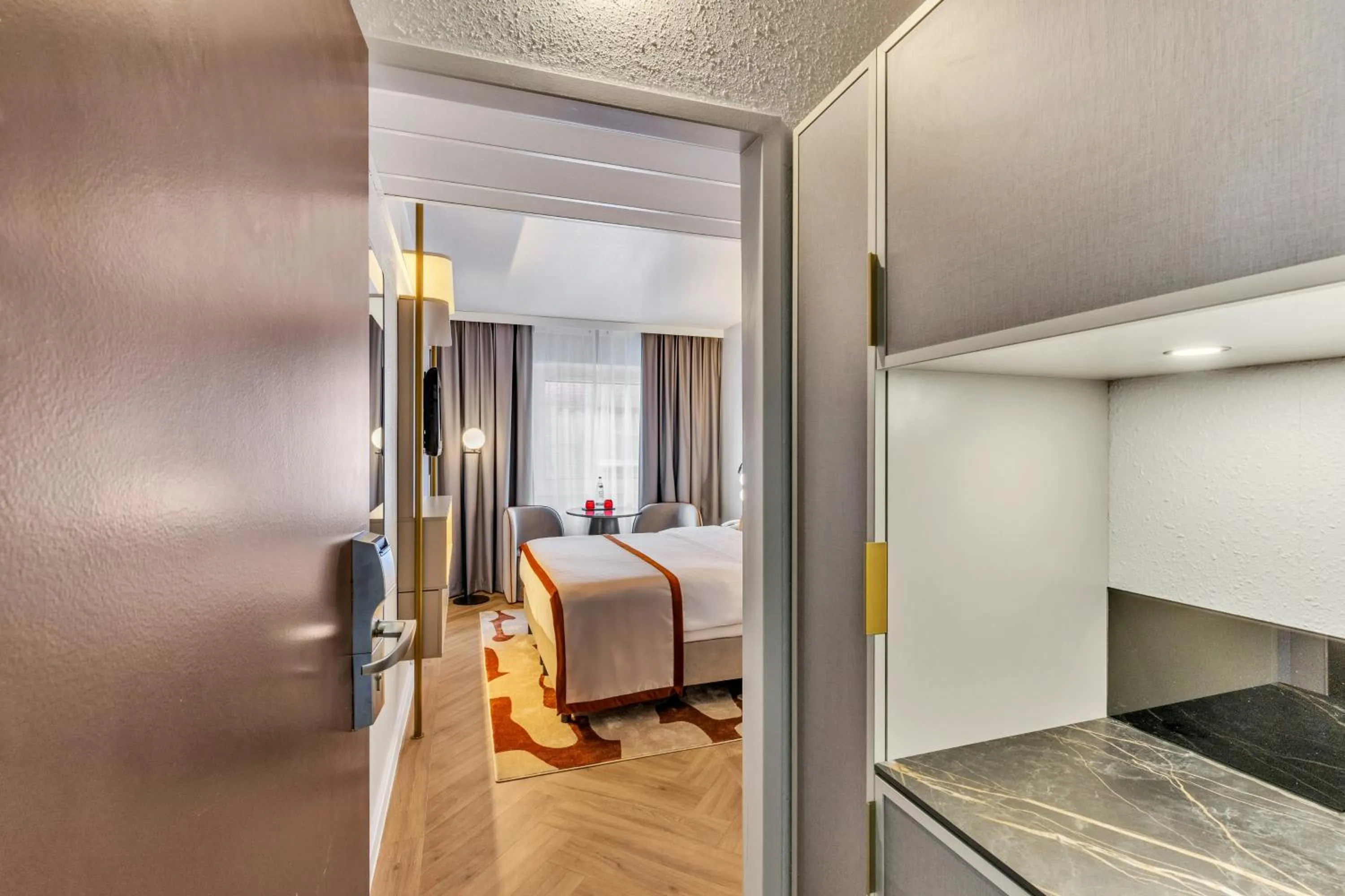 Photo of the whole room, Bed in Leonardo Hotel Hannover Medical Park