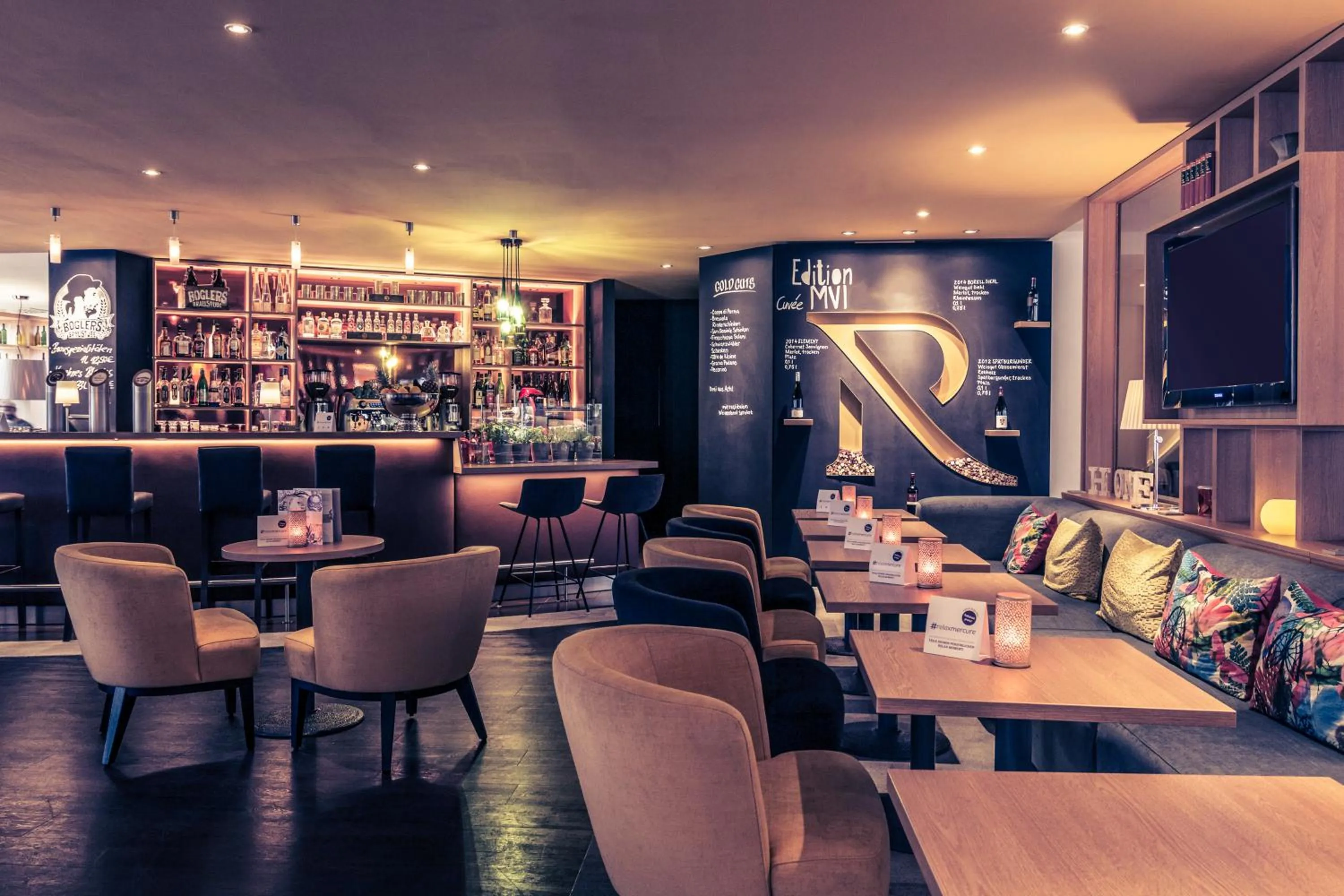 Lounge or bar in Mercure Hotel Hannover Medical Park