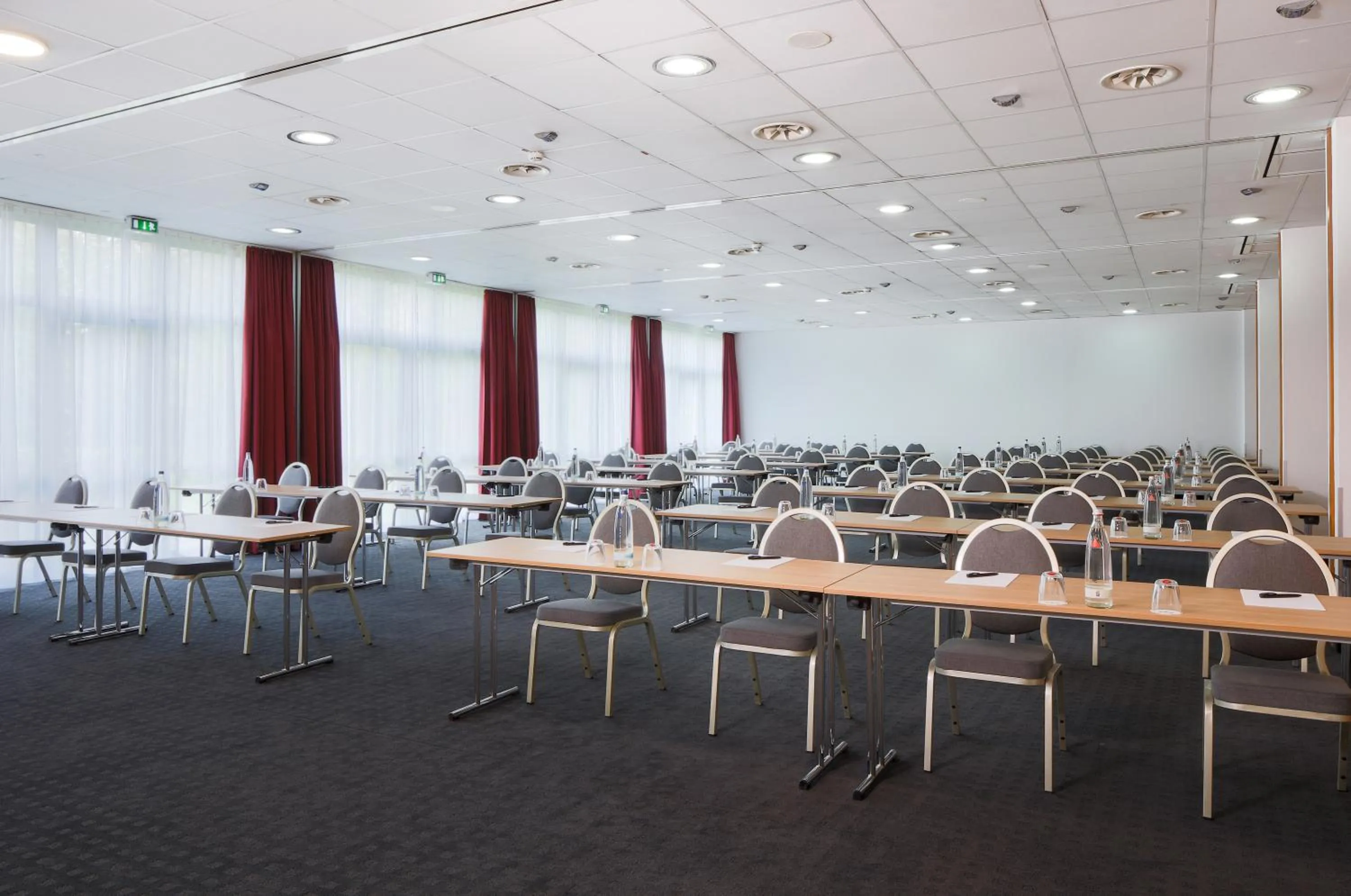 Meeting/conference room in H+ Hotel Hannover