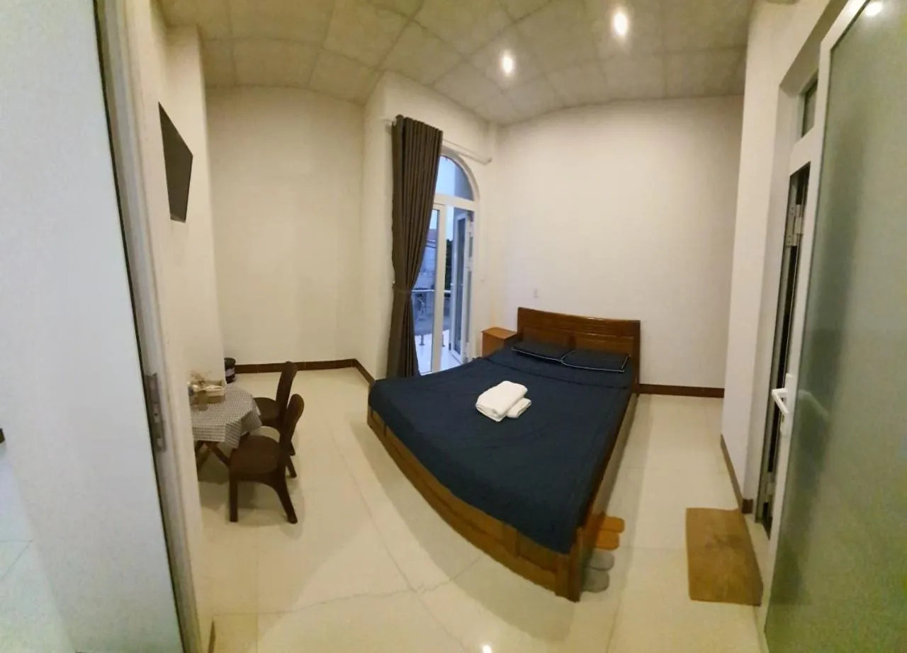 Shower, Bed in Homestay Hoài Tâm Phan Thiết