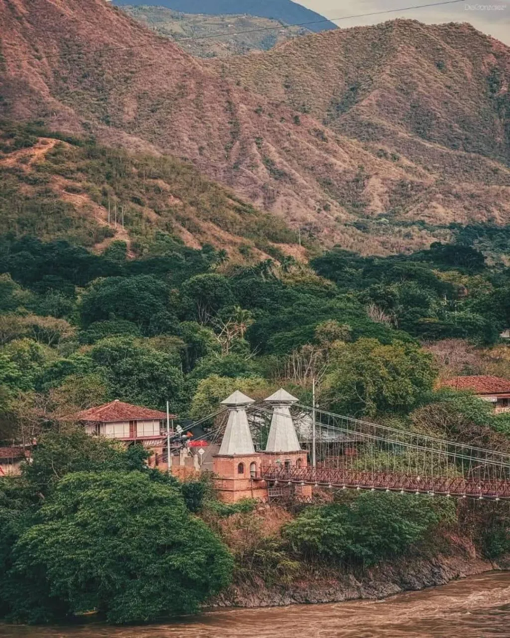 Property building in Hotel Santa Fe del Parque