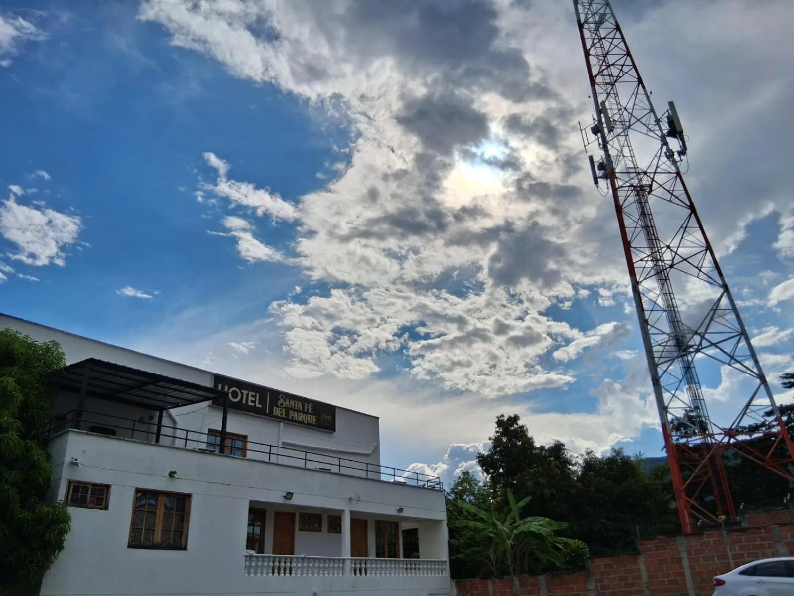 Property building in Hotel Santa Fe del Parque