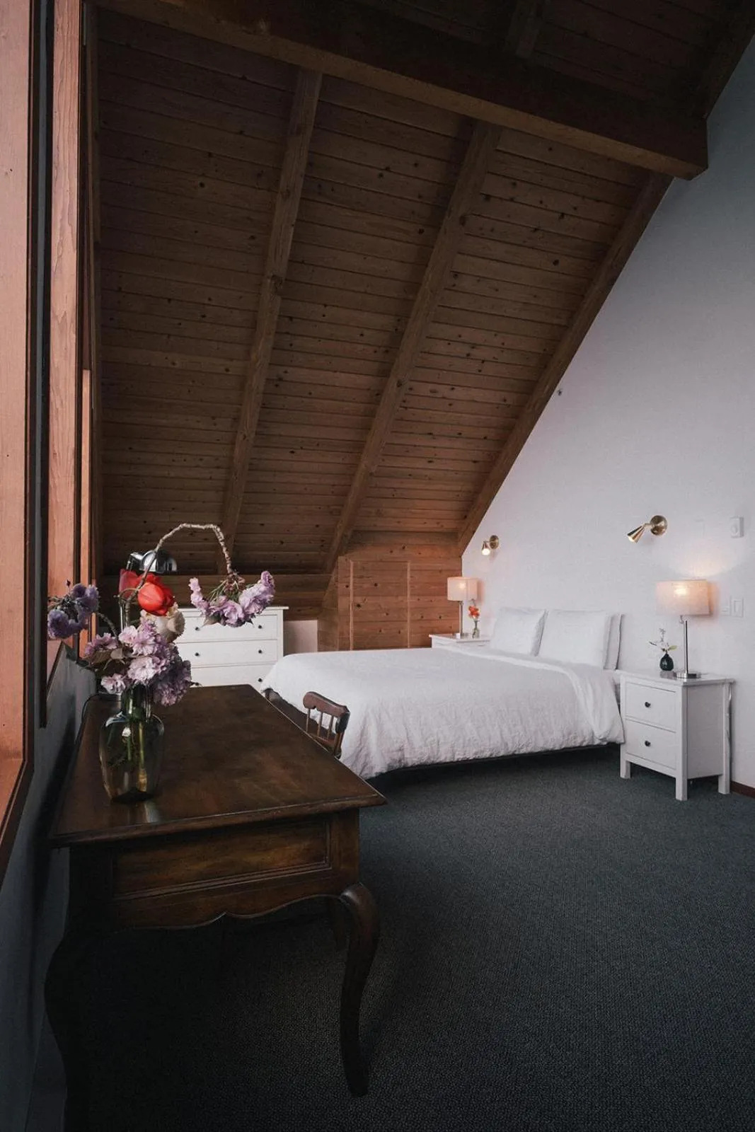 Bed in Saturn's Return