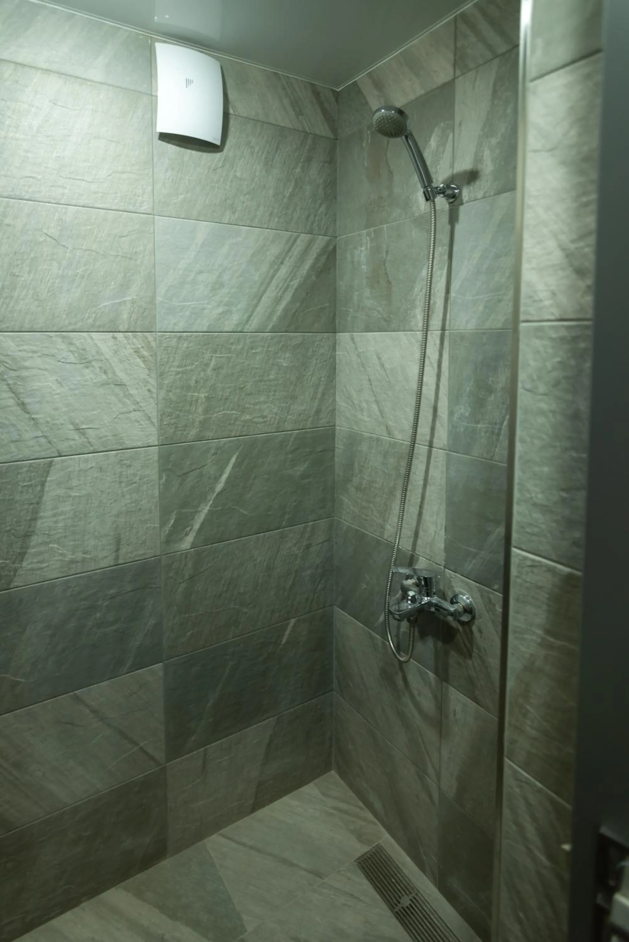 Shower in La Casa EmilioAngi