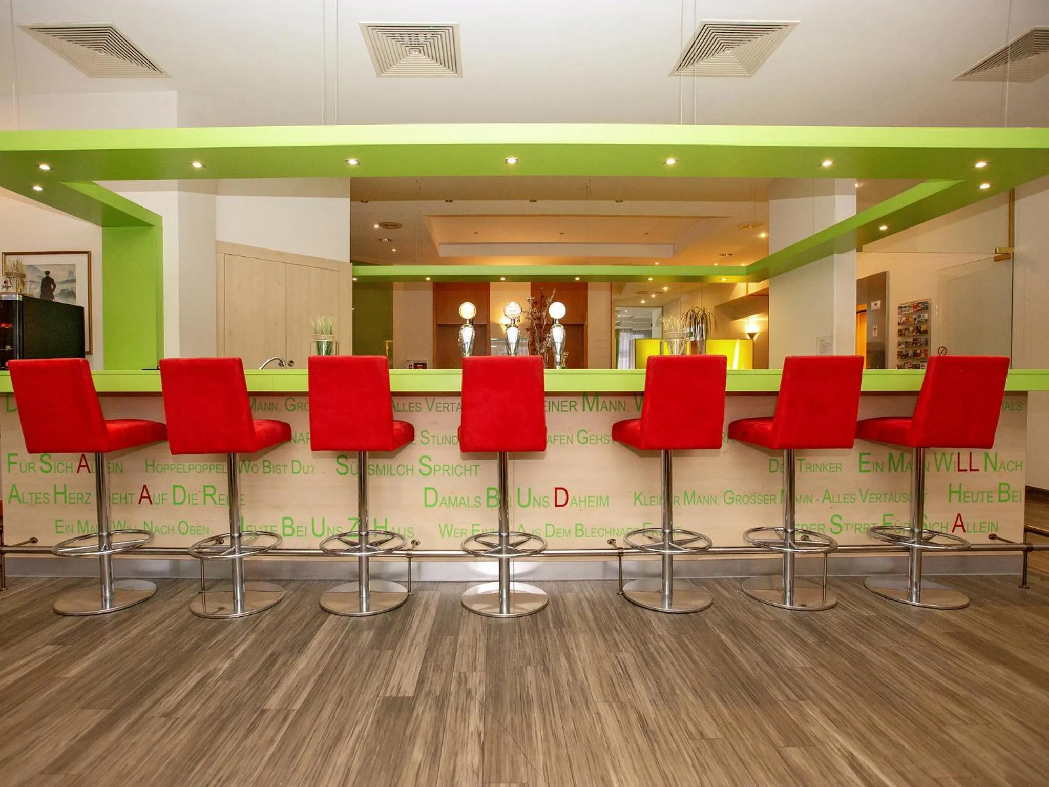 Lounge or bar in DORMERO Hotel Greifswald