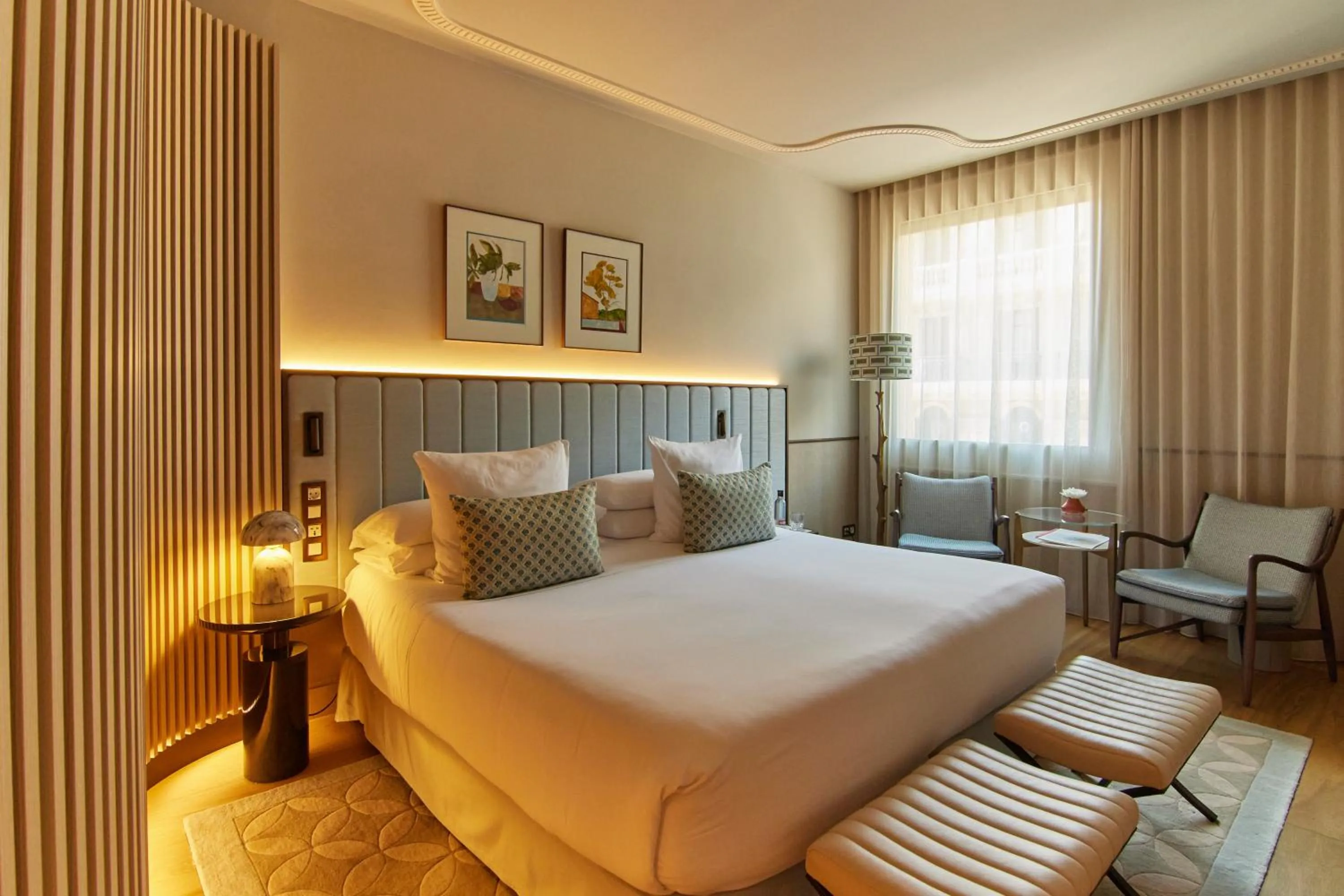 Bedroom, Bed in Grand Hotel Central, Small Luxury Hotels