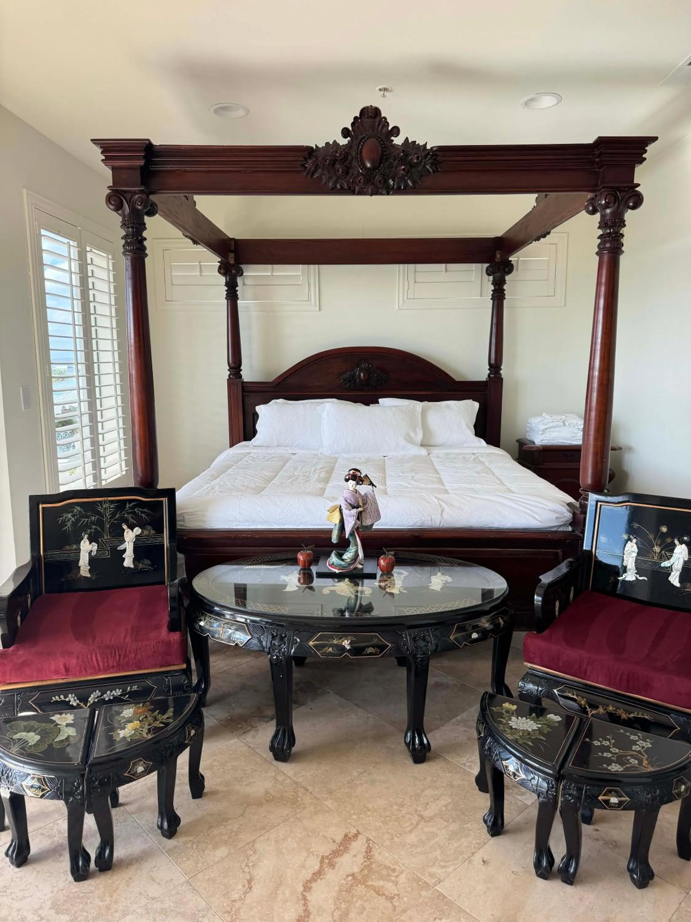 Bed in Bliss By The Sea