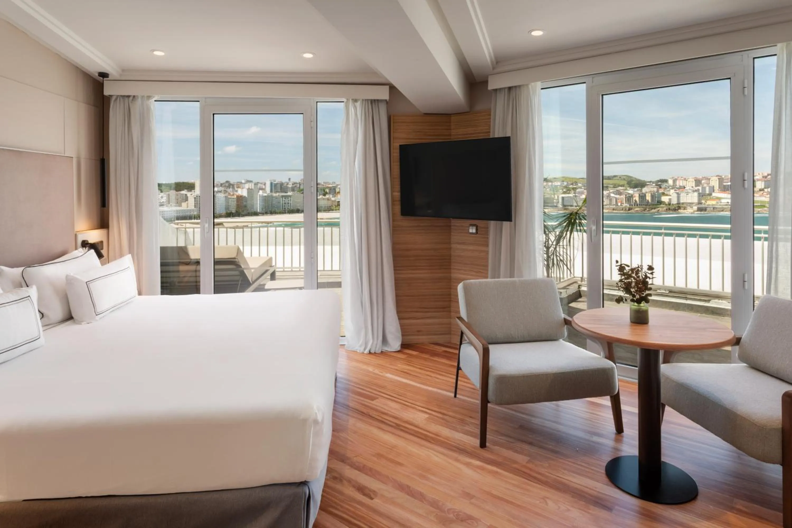 Bedroom, Bed in Melia Maria Pita