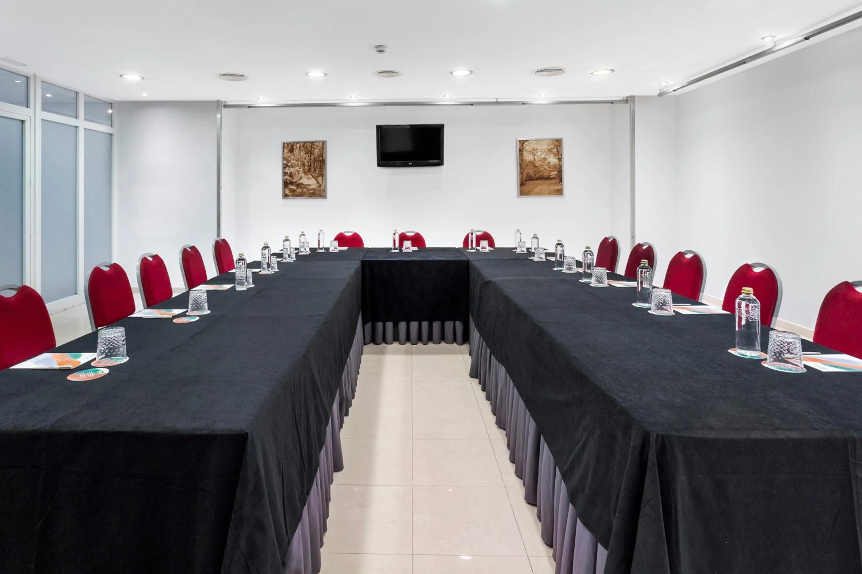 TV and multimedia in Melia Maria Pita