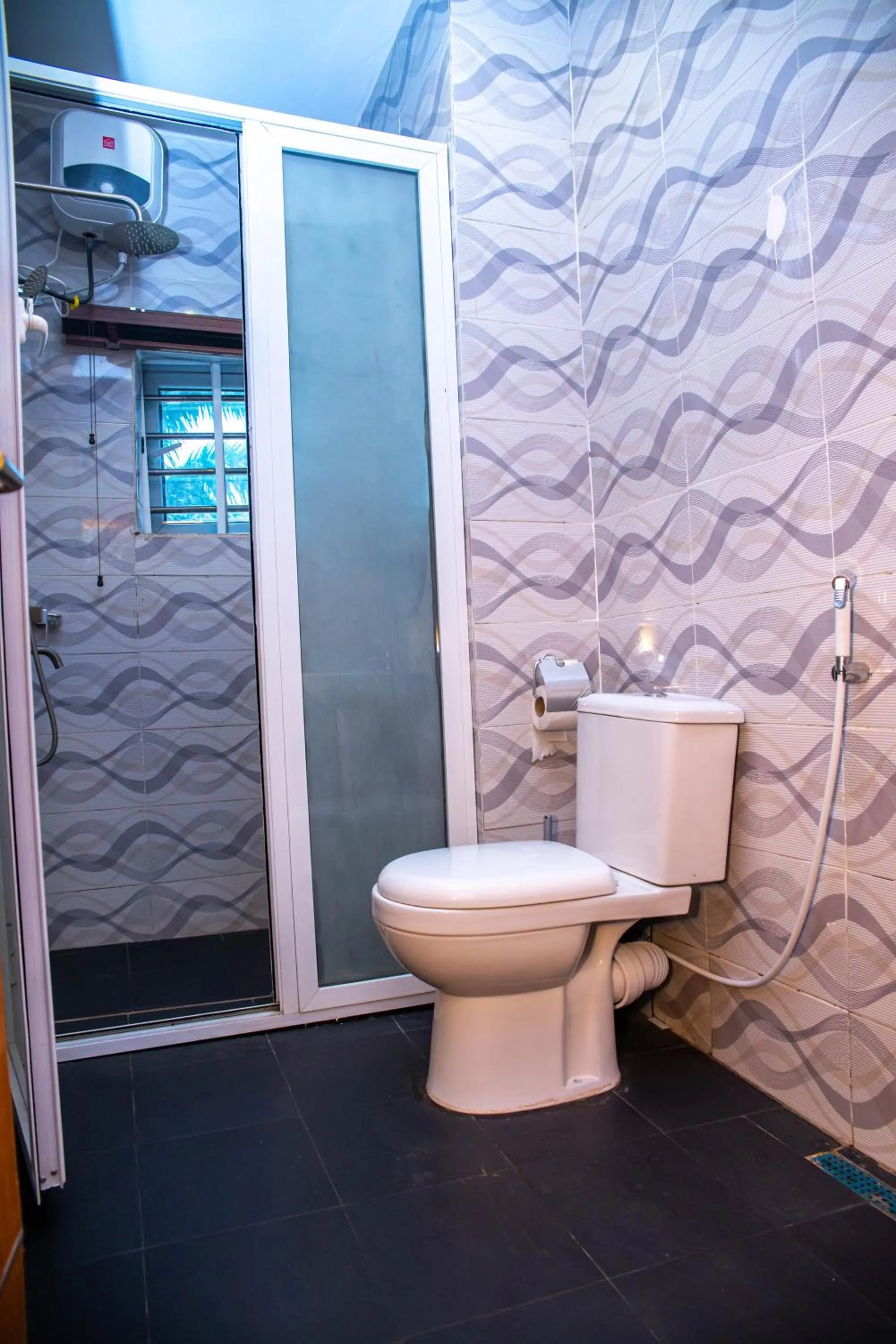 Buddiez Hotel & Resort