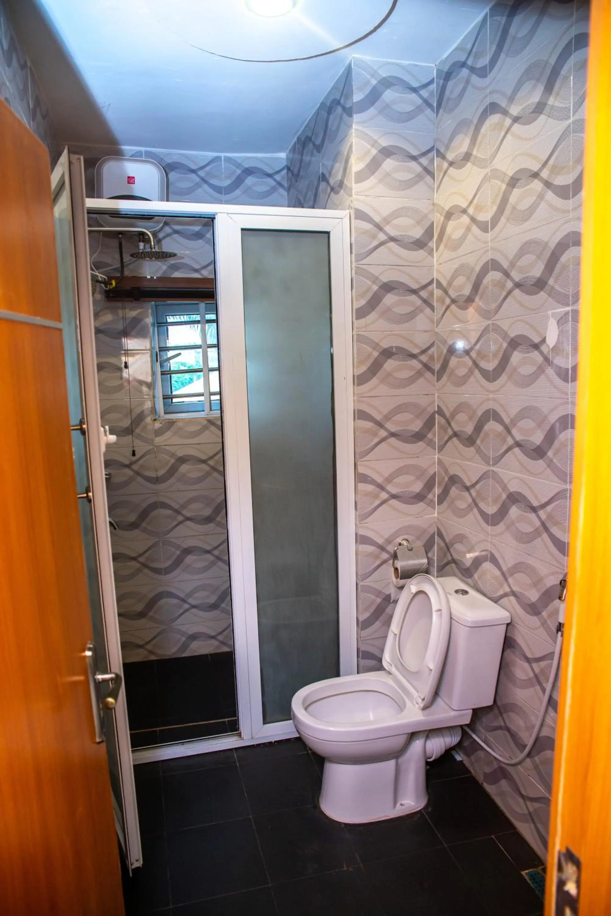 Buddiez Hotel & Resort