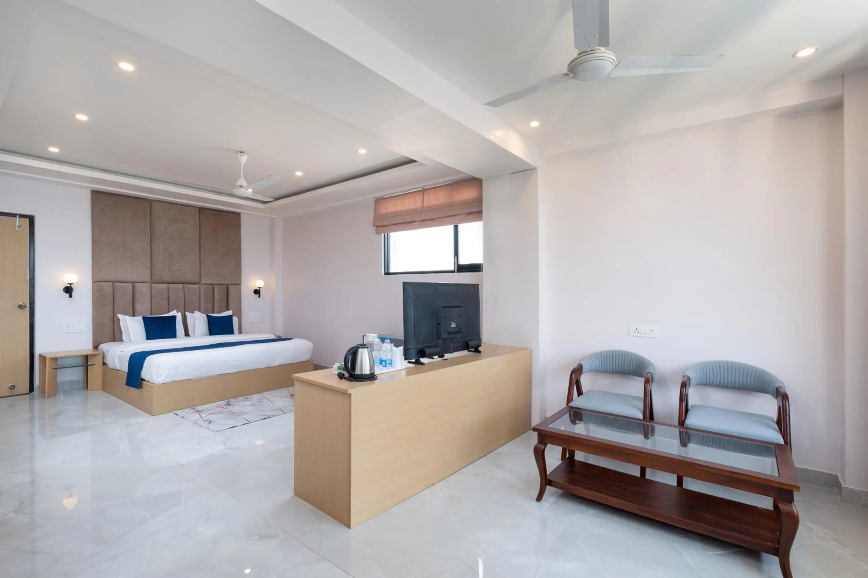 TV and multimedia, Bed in Hotel Buddha's Abode- Best Hotel in McleodGanj Main Market