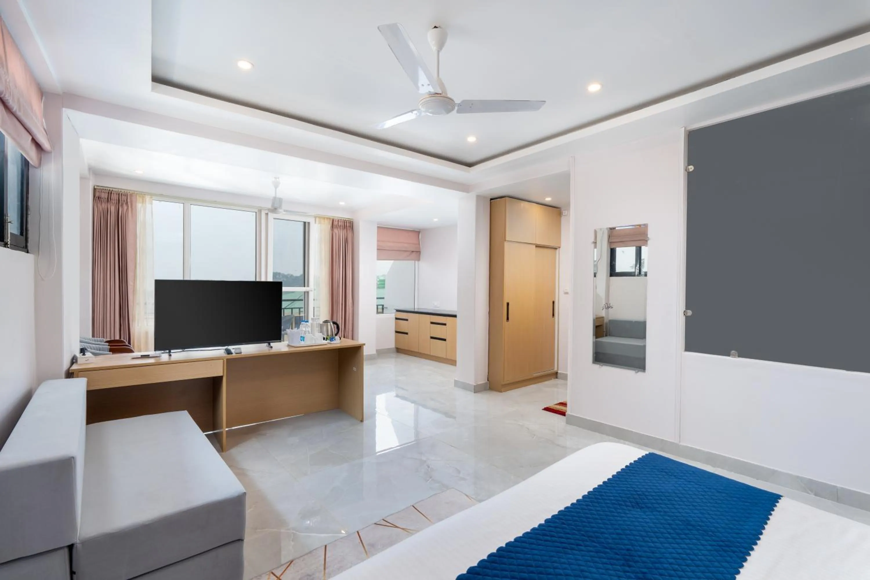 TV and multimedia, Bed in Hotel Buddha's Abode- Best Hotel in McleodGanj Main Market