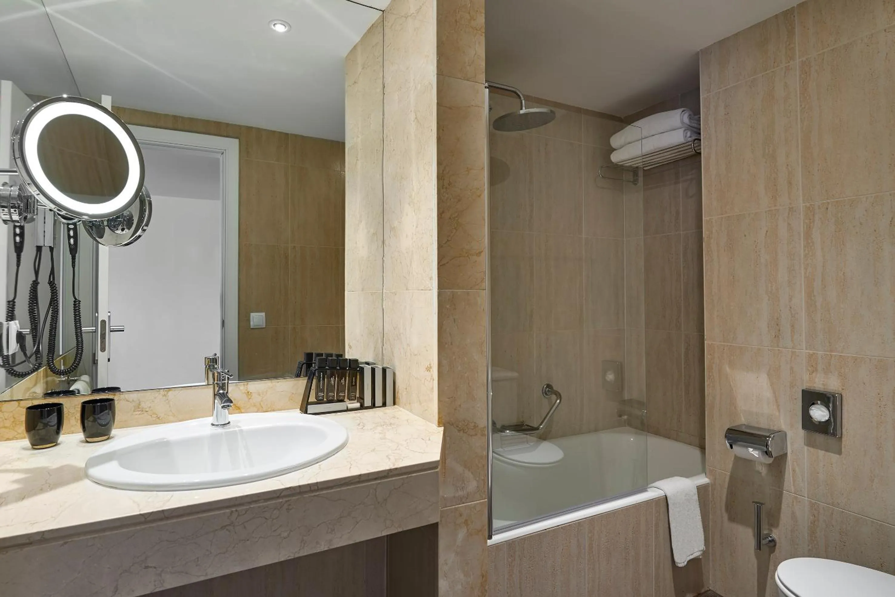 Bathroom in Meliá Palma Marina