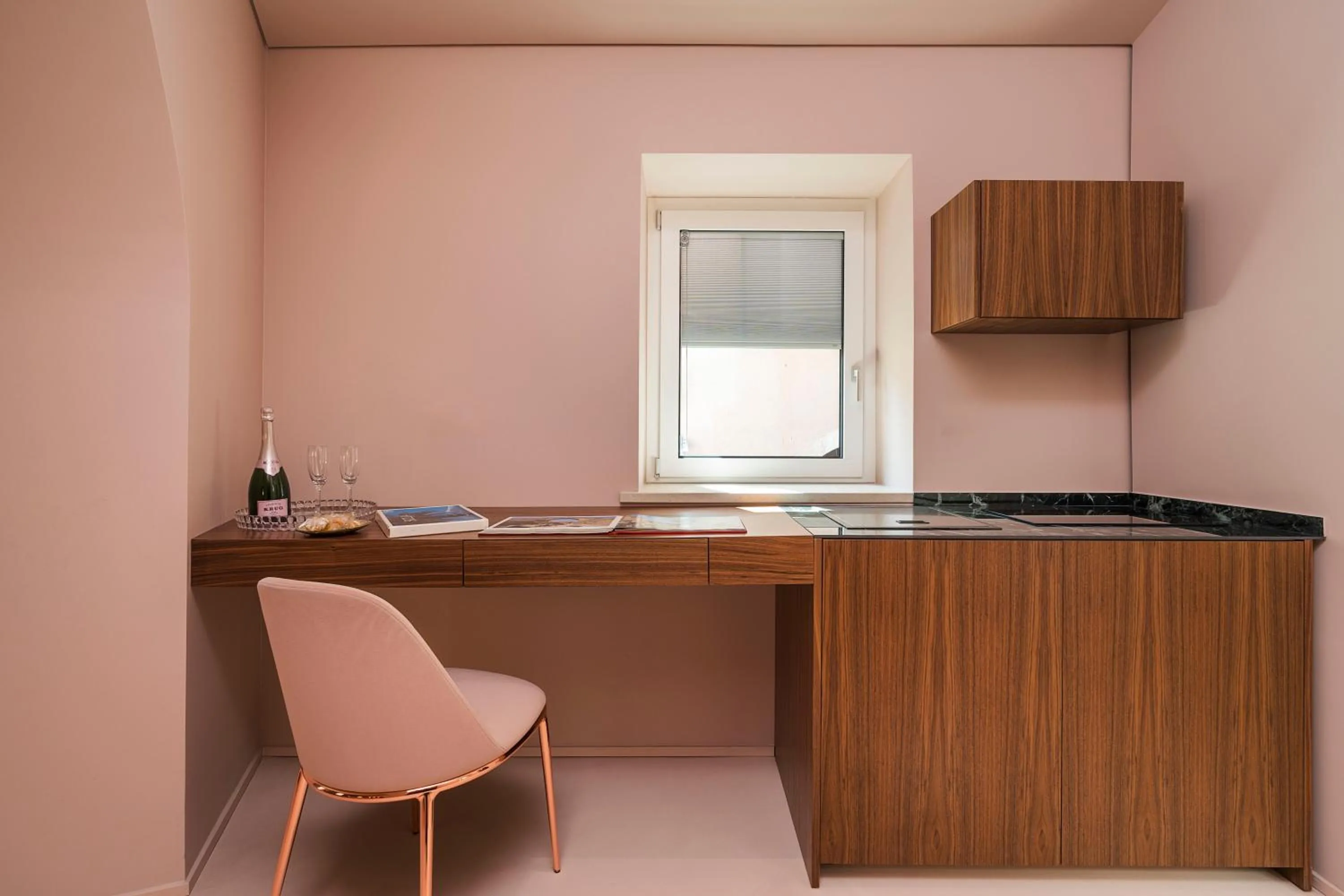 Kitchen or kitchenette in Taormina Infinity Suites