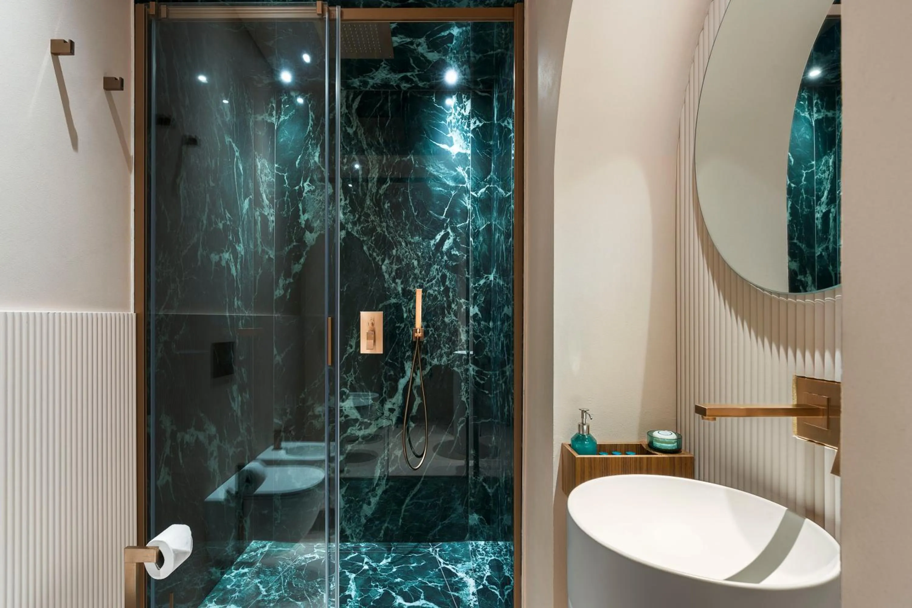 Shower in Taormina Infinity Suites