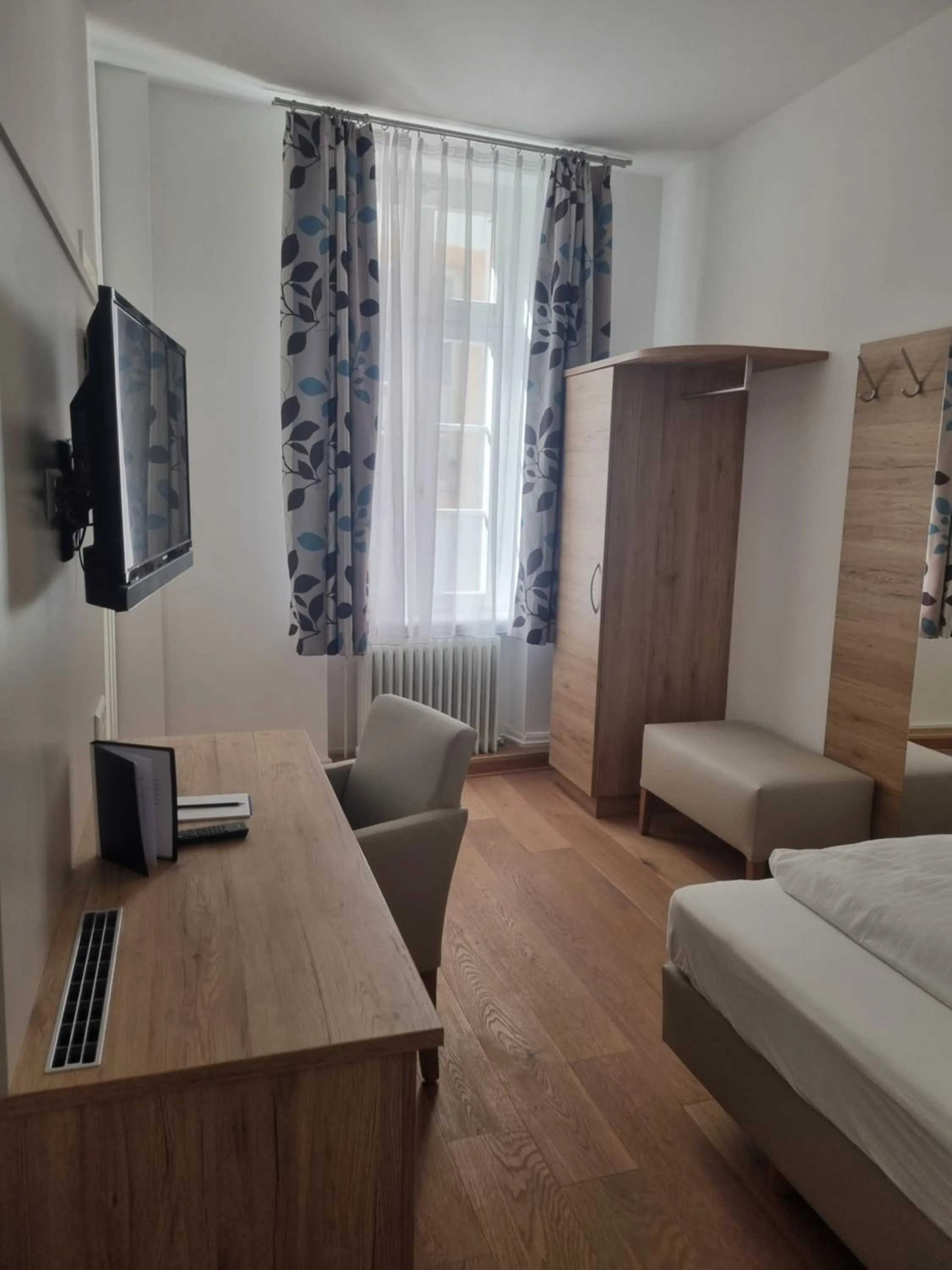 Photo of the whole room, Bed in Hotel Perkeo