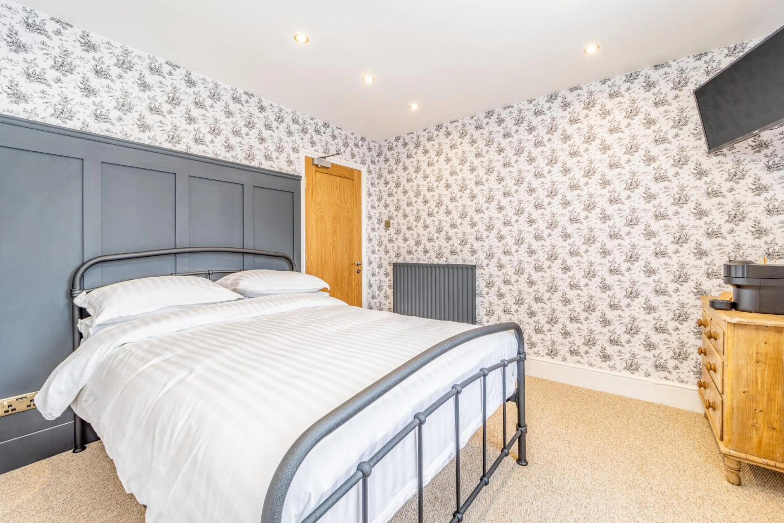 Bed in The Whichcote Arms