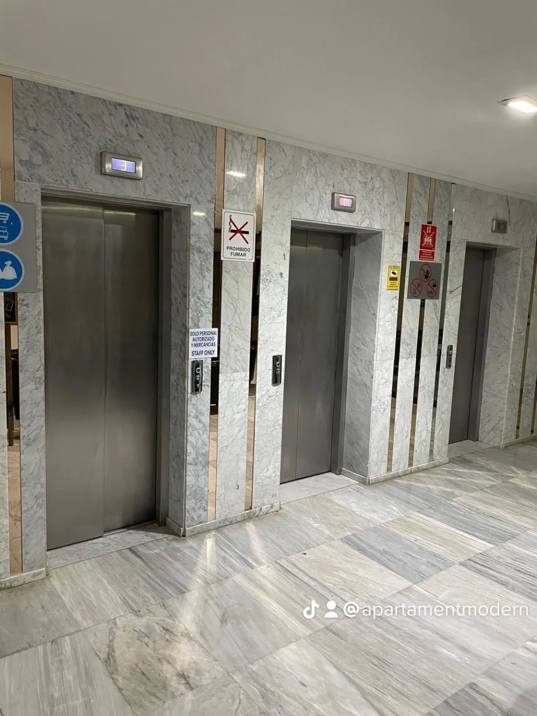 elevator in Apartment Modern 2 Playa del Ingles