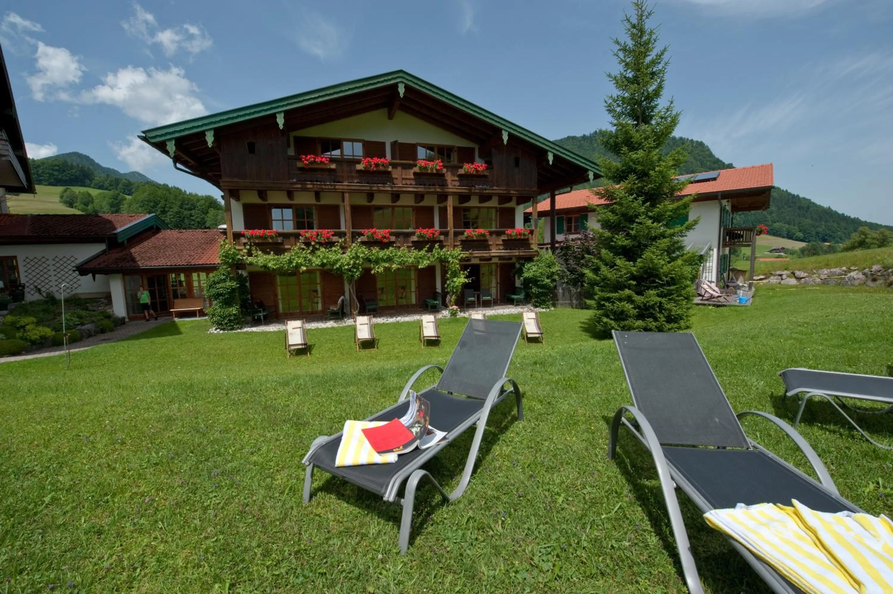 Facade/entrance in Landhotel Maiergschwendt inkl Chiemgaukarte