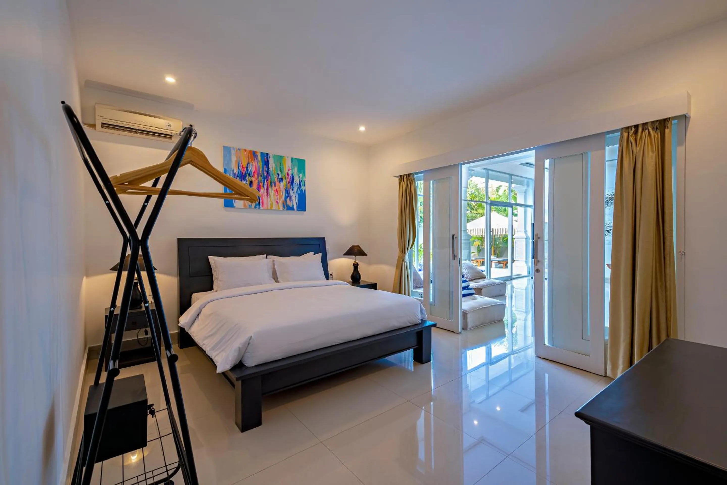 Bedroom, Bed in Villa Kira - Canggu