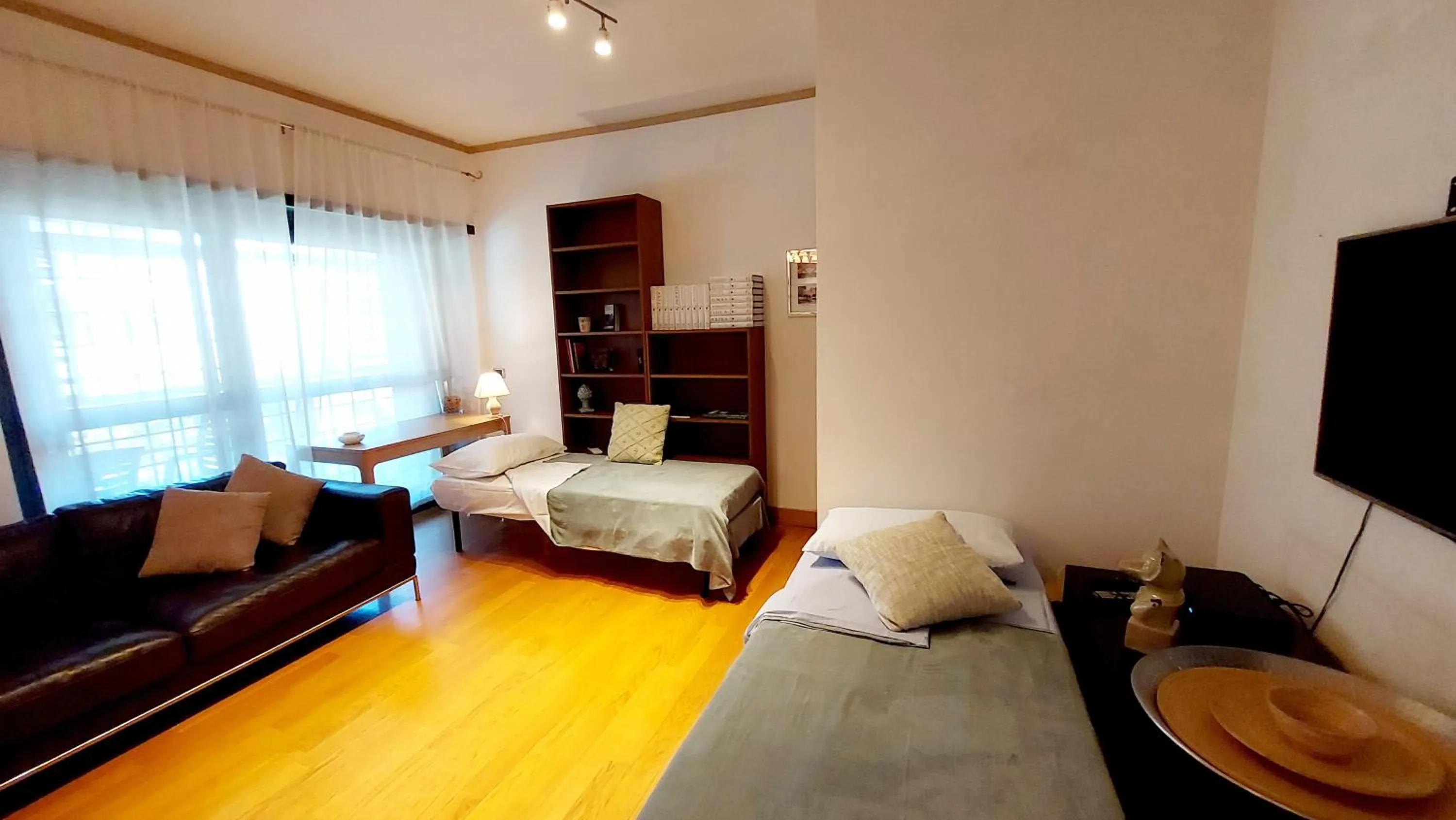 Bed in Home Sorbara Luxury Home no 01