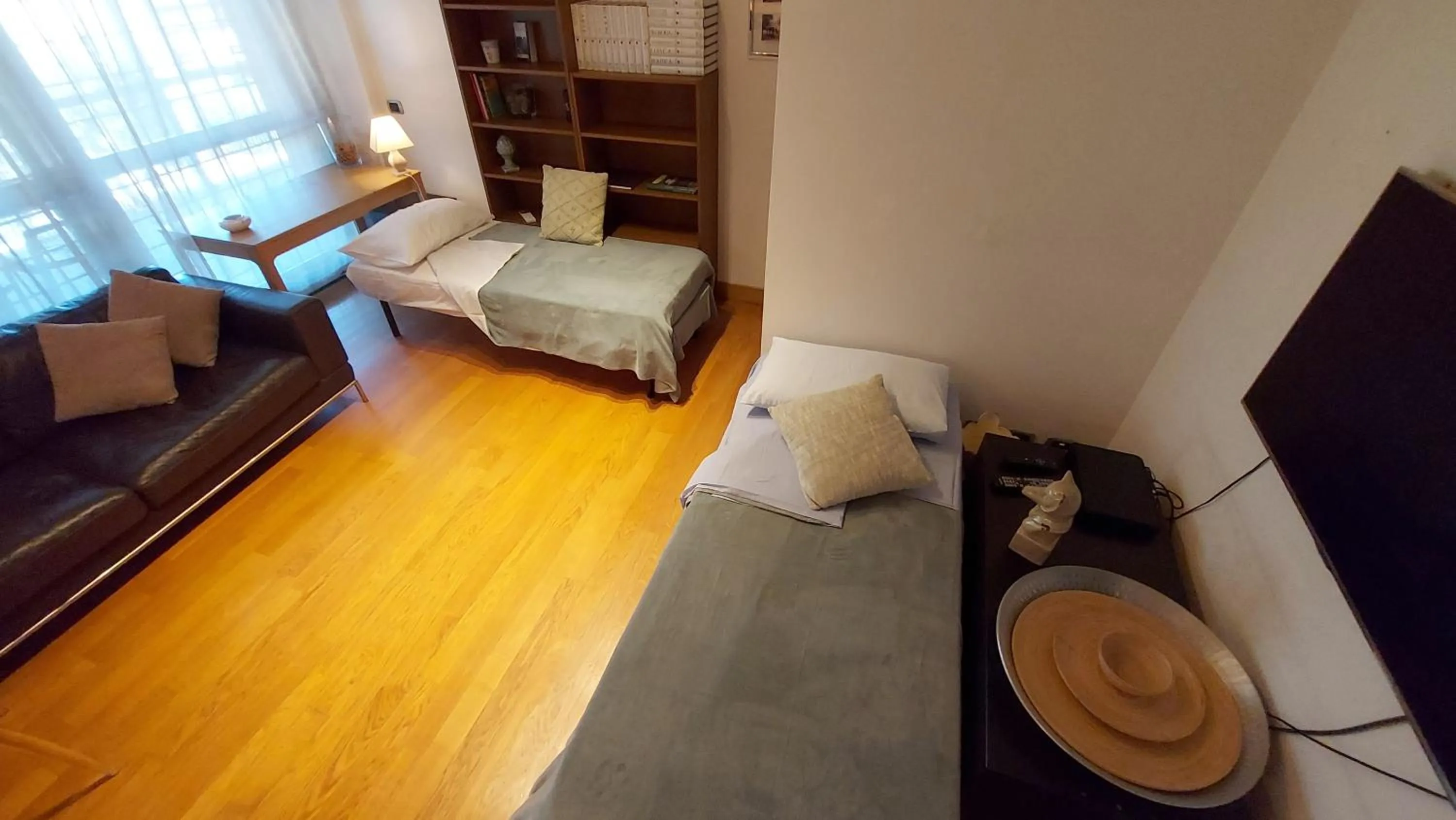 Bed in Home Sorbara Luxury Home no 01